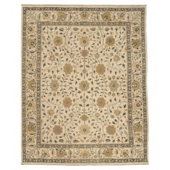 Luxury Traditional Hand-Knotted Jinan Cream 16x28 Rug