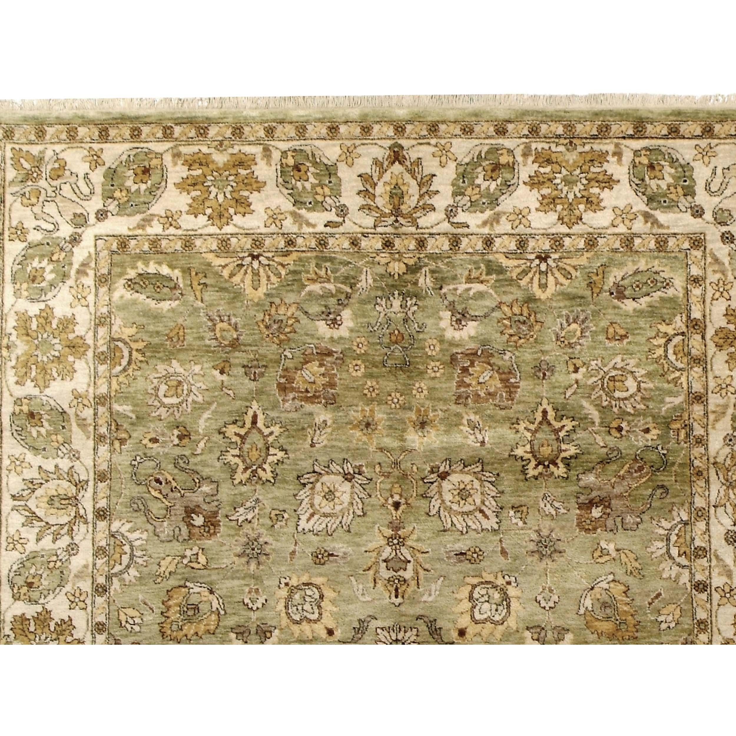 Luxury Traditional Hand-Knotted Kashan Light Green & Cream 14X24 Rug In New Condition For Sale In Secaucus, NJ