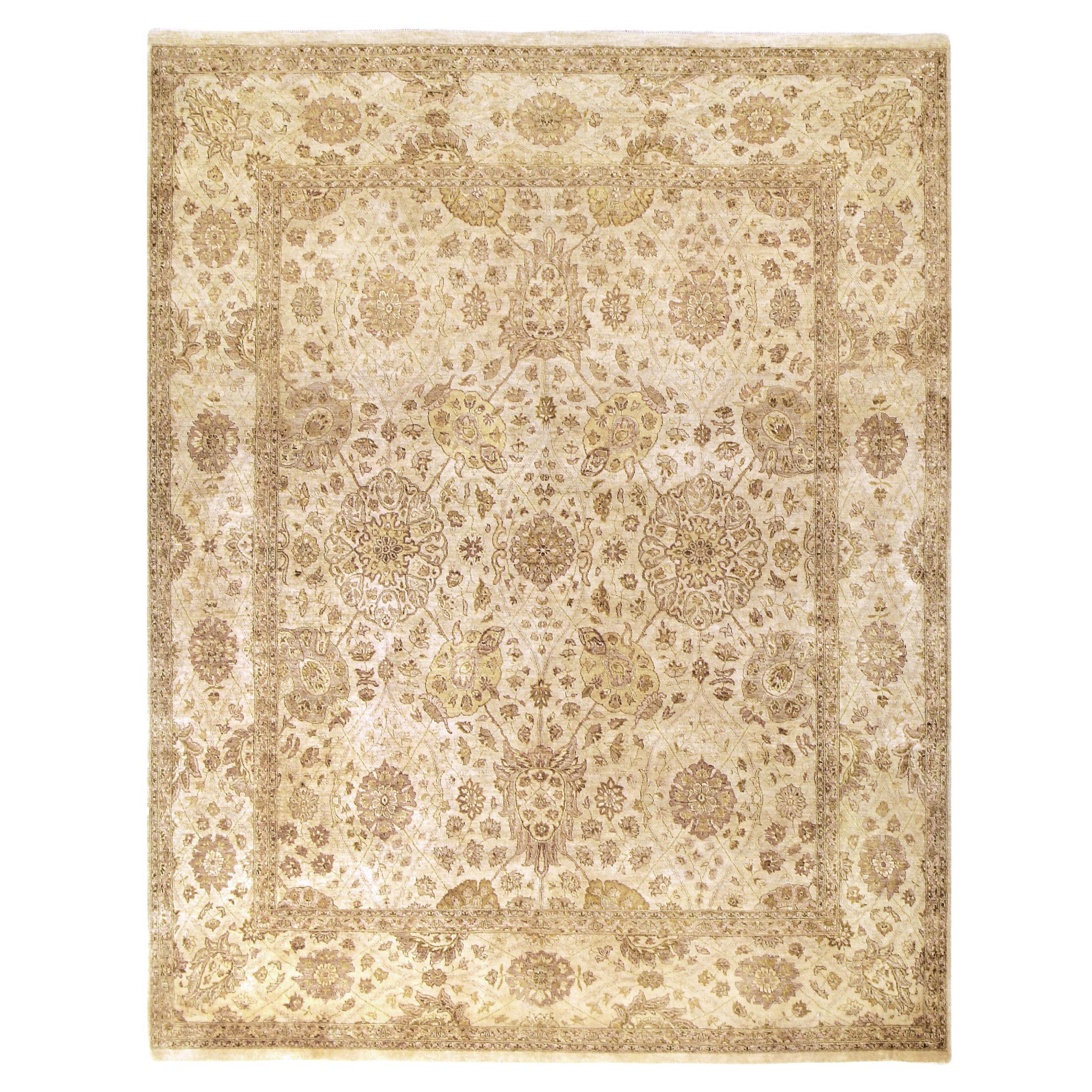 Luxury Traditional Hand-Knotted Agra Cream and Olive 12x18 Rug For Sale ...