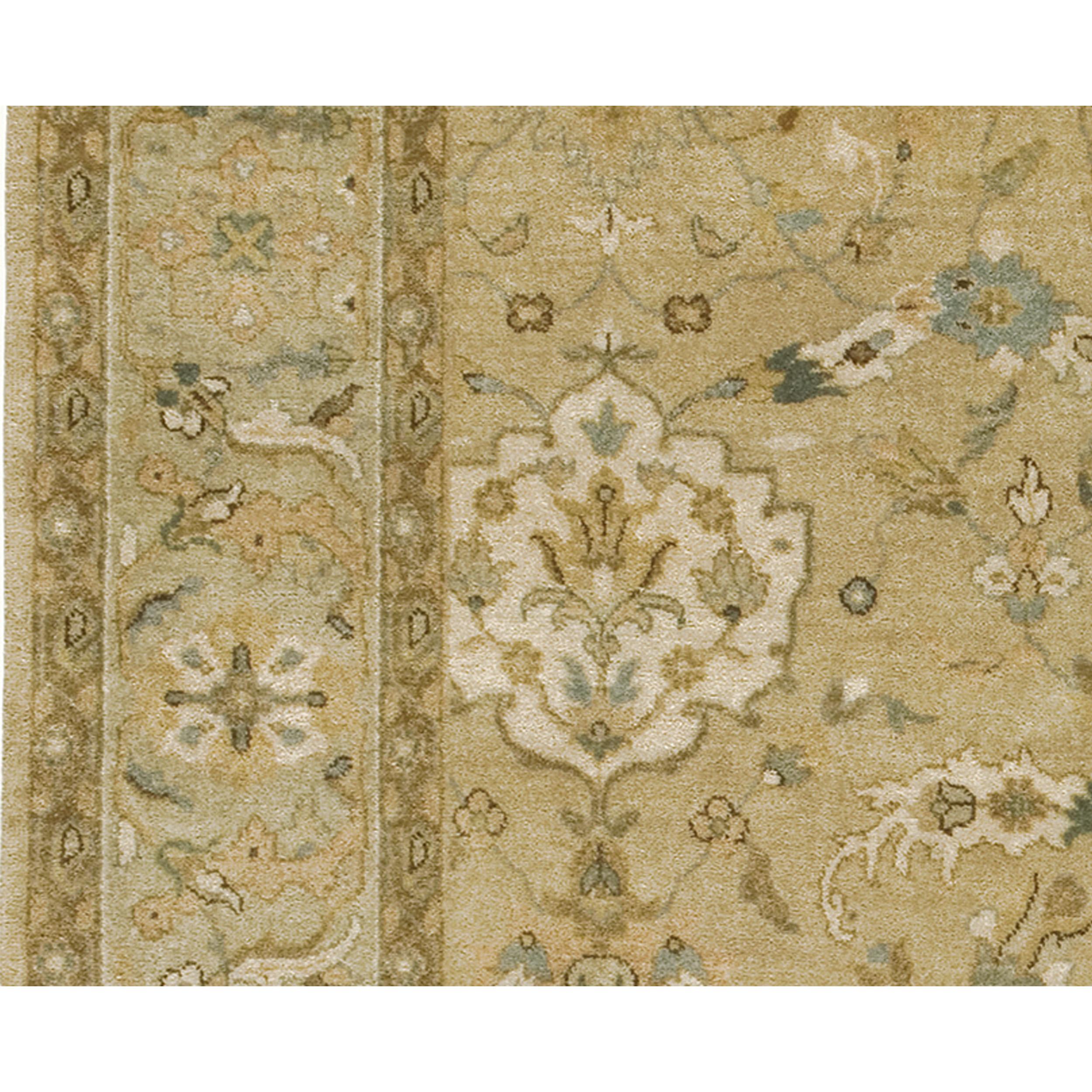 Luxury Traditional Hand-Knotted Shield Beige & Opal 12x22 Rug In New Condition For Sale In Secaucus, NJ