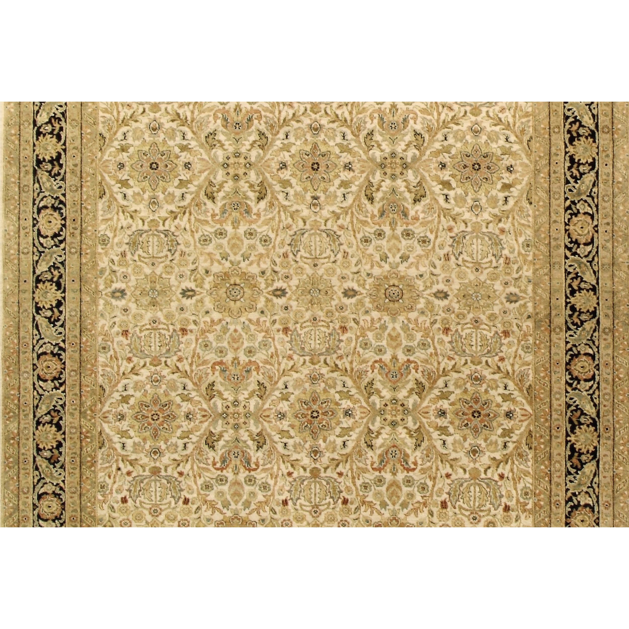 Indian Luxury Traditional Hand-Knotted Sultanabad Ivory/Black 12x18 Rug For Sale