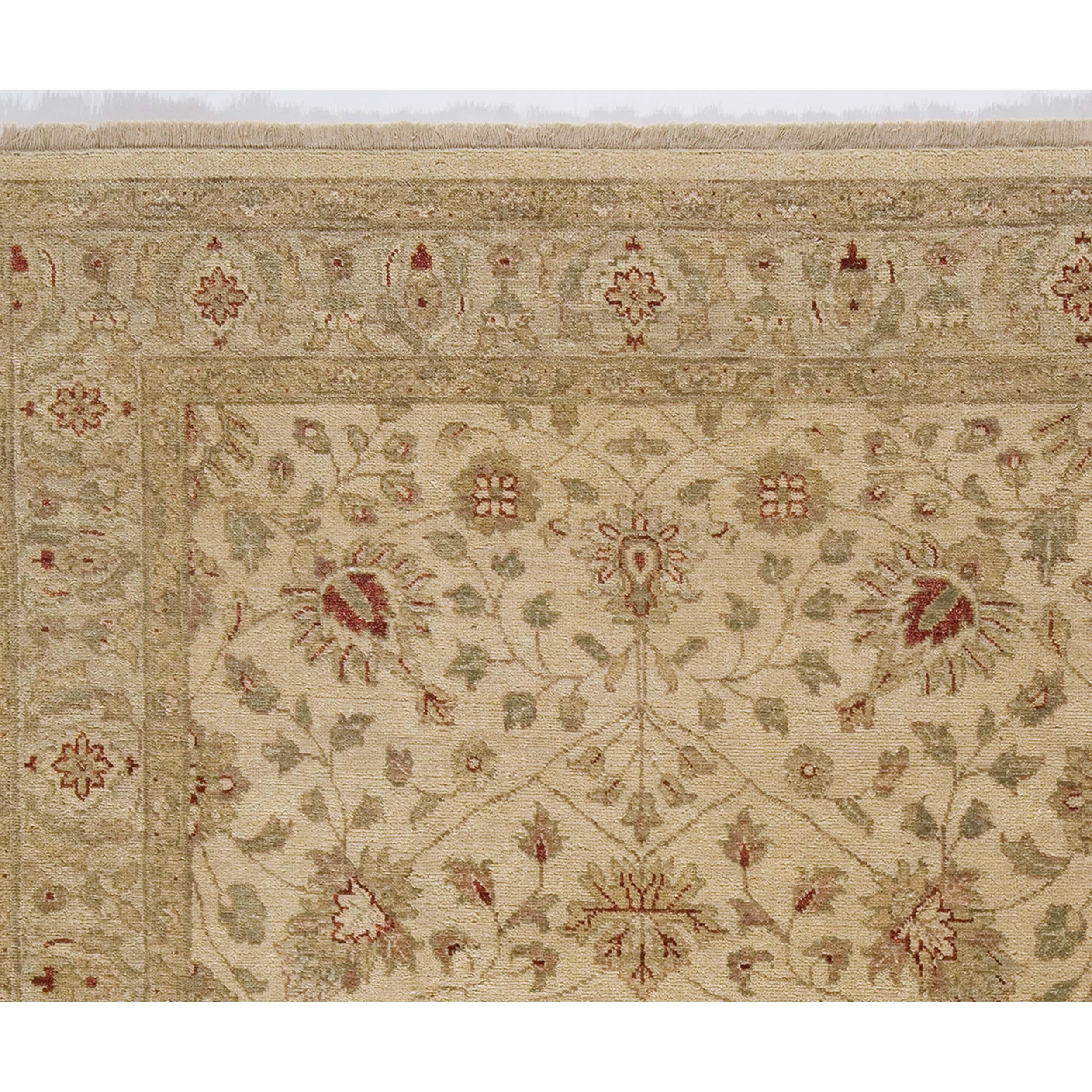 Luxury Traditional Hand-Knotted Tabriz Sand & Beige 12x18 Rug In New Condition For Sale In Secaucus, NJ