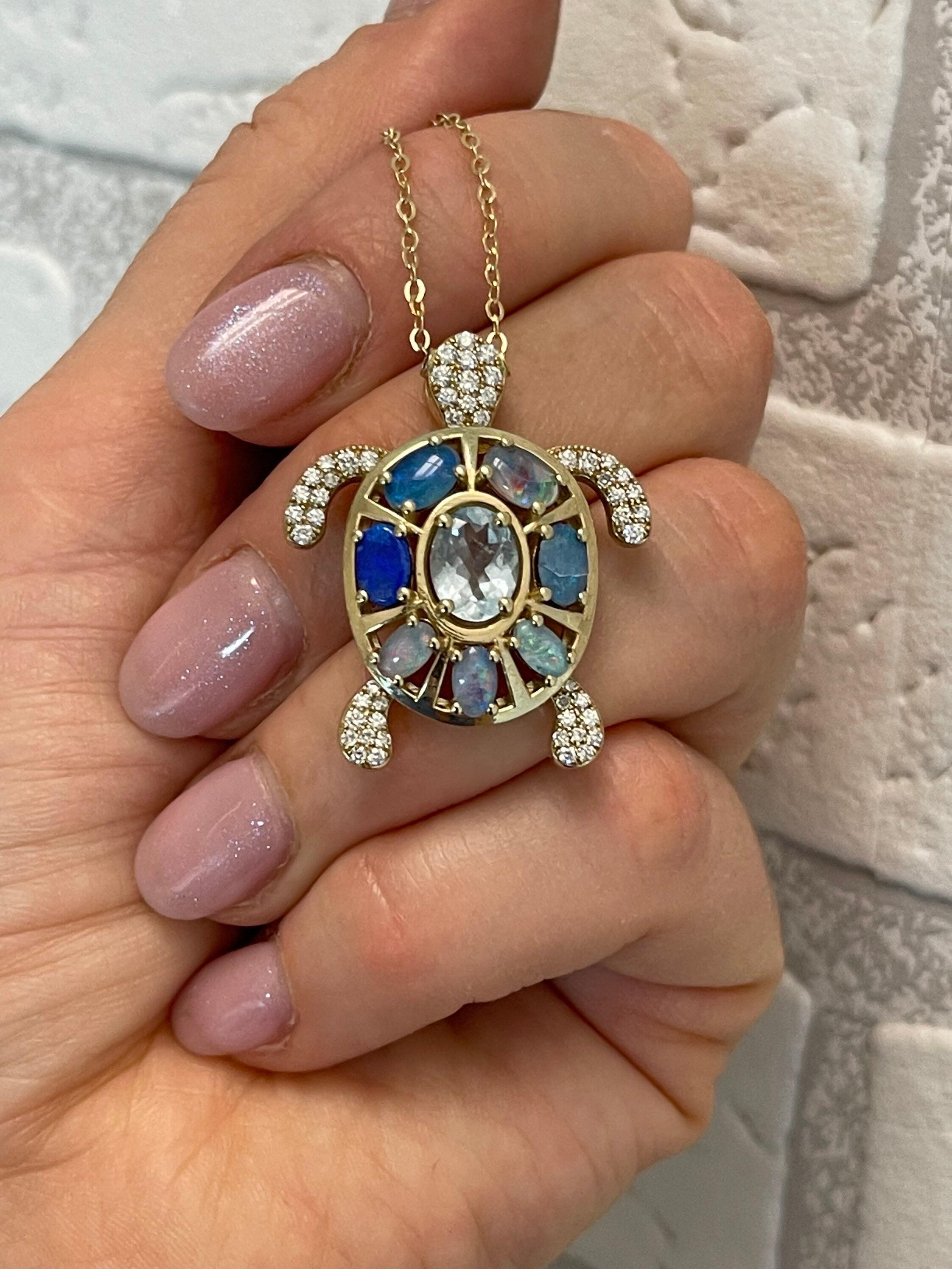 Pendentif de luxe tortue pendentif opale pendentif aigue-marine pendentif or jaune 18KT tortue en vente 1