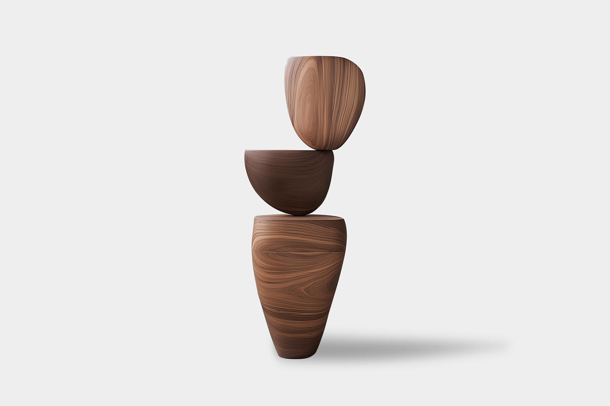 Scultura di lusso in legno Lull No89 - Realizzata a mano da NONO for Modern Design
---
L'equilibrio e la tensione sono al centro di queste sculture. L'interazione tra le forme lisce e arrotondate e le basi solide e angolari crea un delicato