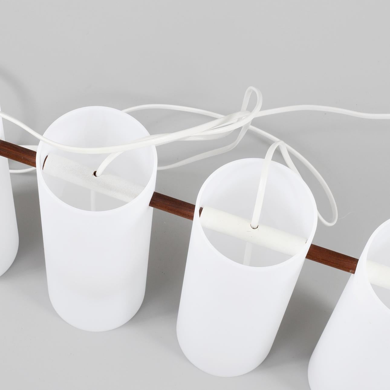 Scandinave moderne Lustre Luxus modèle 538 des frères Uno & Östen Kristiansson en vente