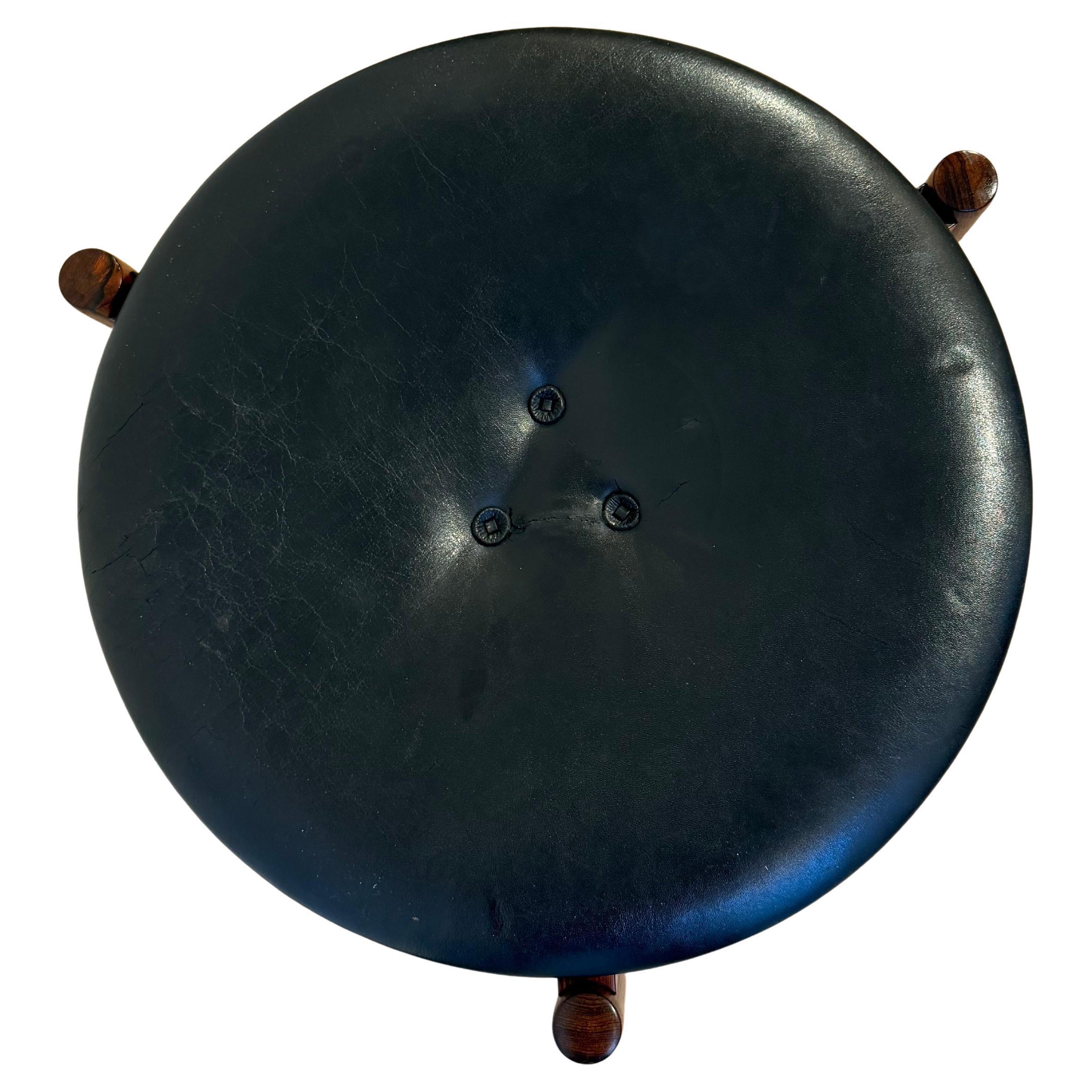 Suédois Tabouret Luxus par Uno & Östen Kristiansson en vente