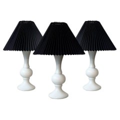 Luxus table lamps 1011 STIL, Uno & Östen Kristiansson, white glass, Sweden 1960s