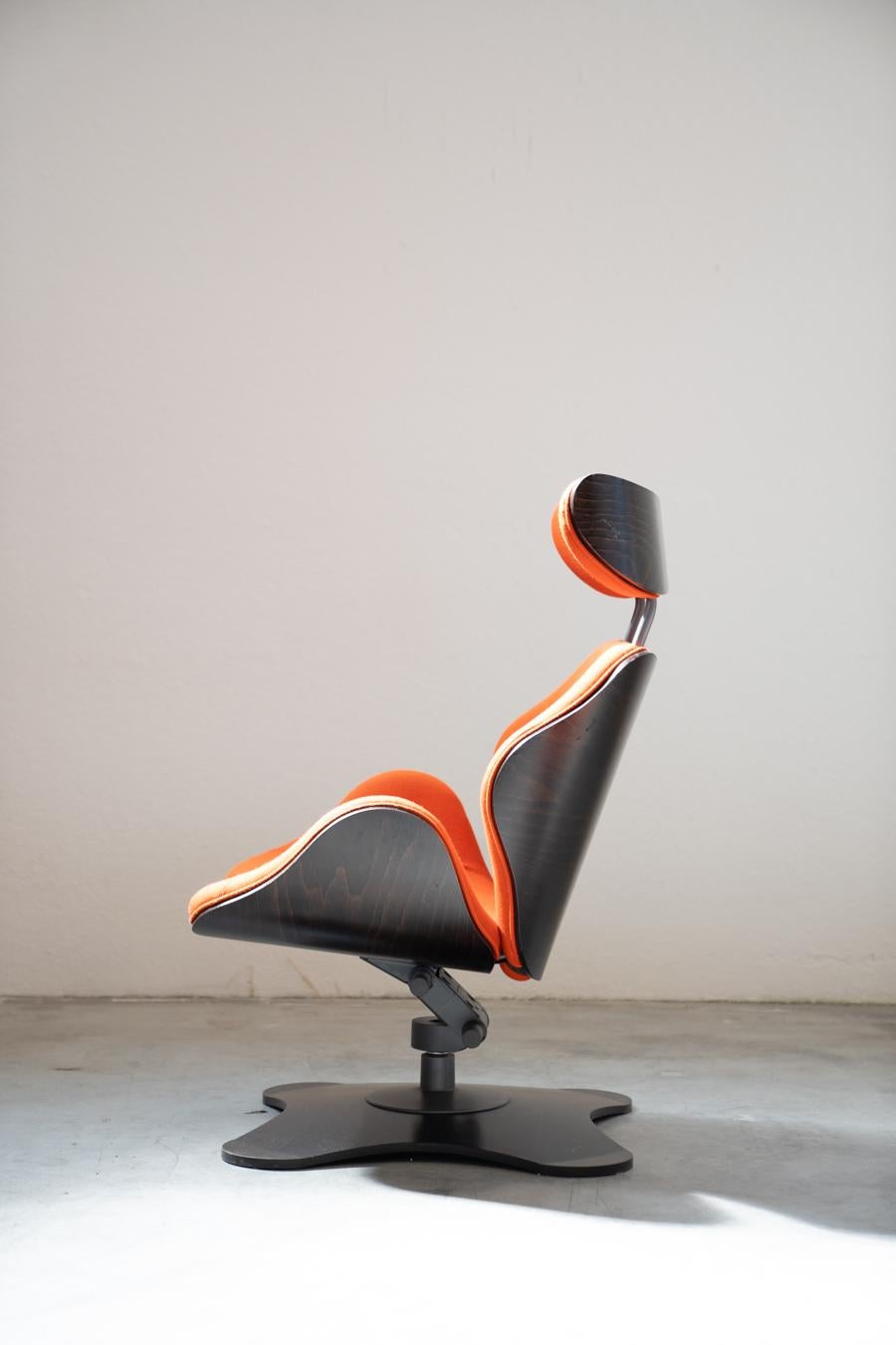 Norwegian Luxus Vintage Lounge chair & hocker TOK by Toshiyuki for Stokke Norway, 			1990s