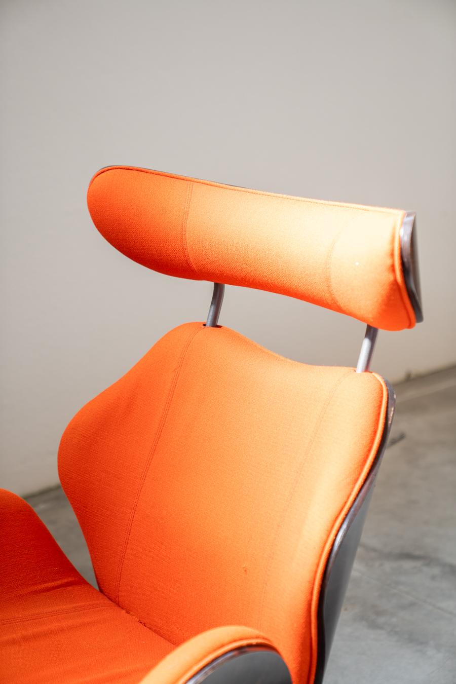Tessuto Luxus Vintage Lounge chair & hocker TOK by Toshiyuki for Stokke Norway, 			1990s