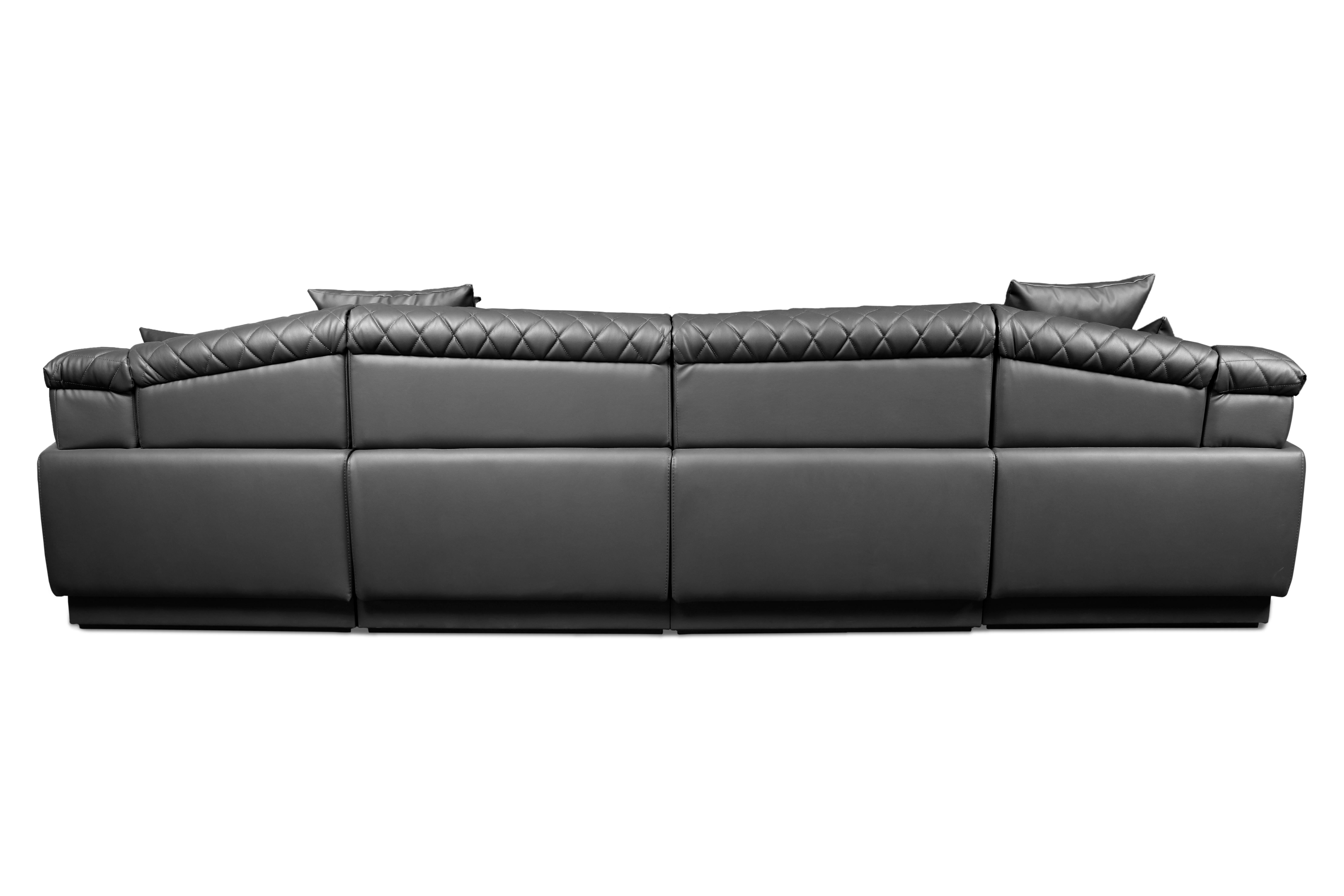 Sofa vonuis aus grauem synthetischem Leder mit gesteppter Rückenlehne und Holzsockel im Zustand „Neu“ im Angebot in New York, NY
