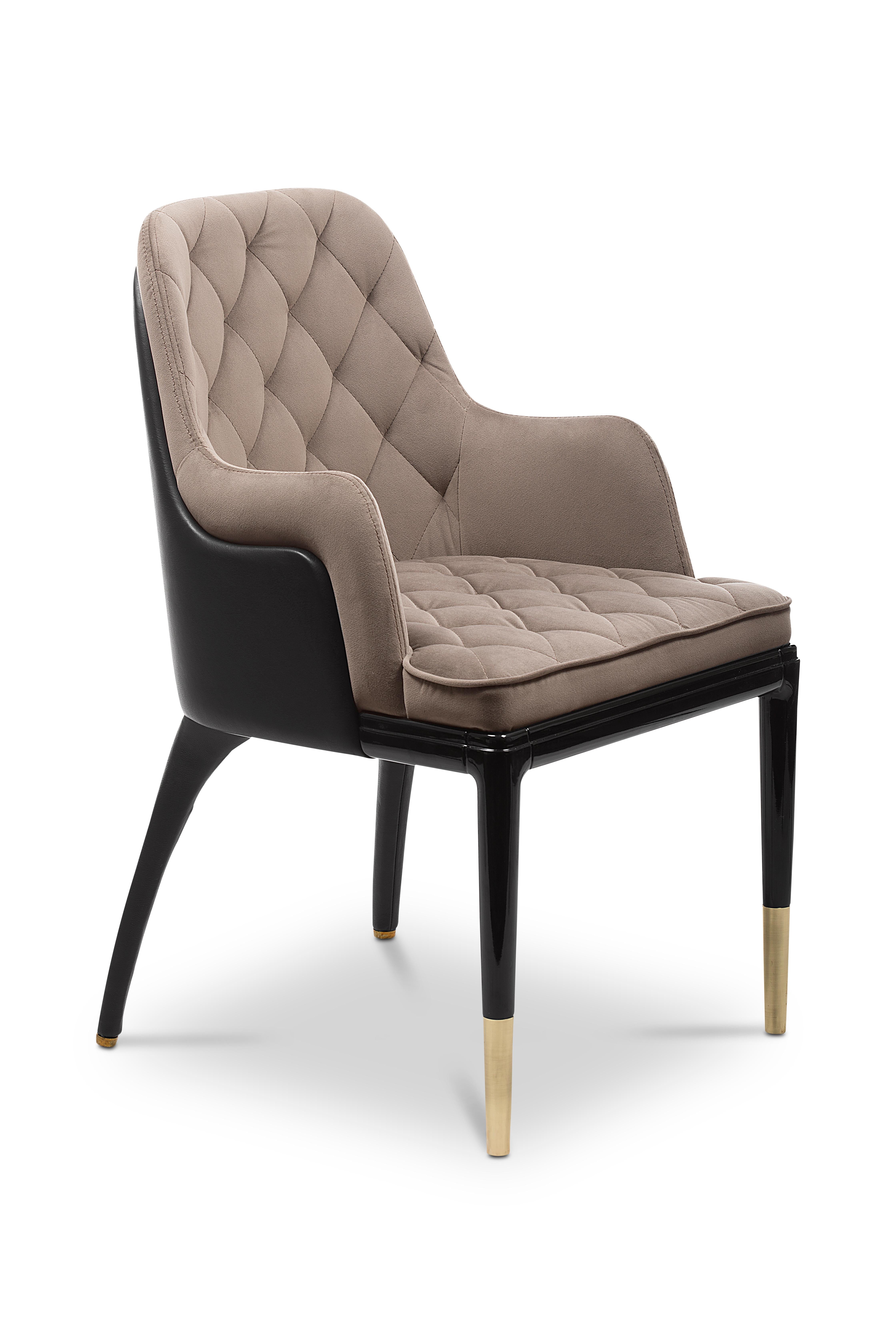 Modern Charla in Beige Velvet with Brass Feet Dining Chair by Luxxu

A Modern Charla in Beige Velvet with Brass Feet Dining Chair by Luxxu with a velvet fabric, brass details, and lacquered wooded legs. This marvelous design is the perfect example