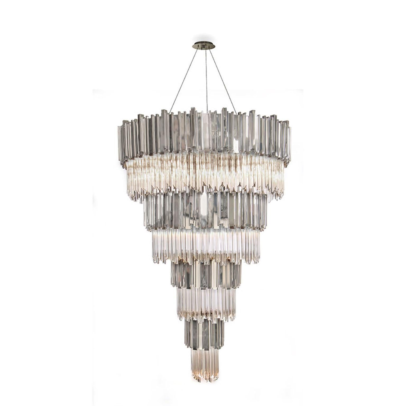Empire Chandelier in Cascading Brass and Crystal Glass Layers In New Condition For Sale In New York, NY