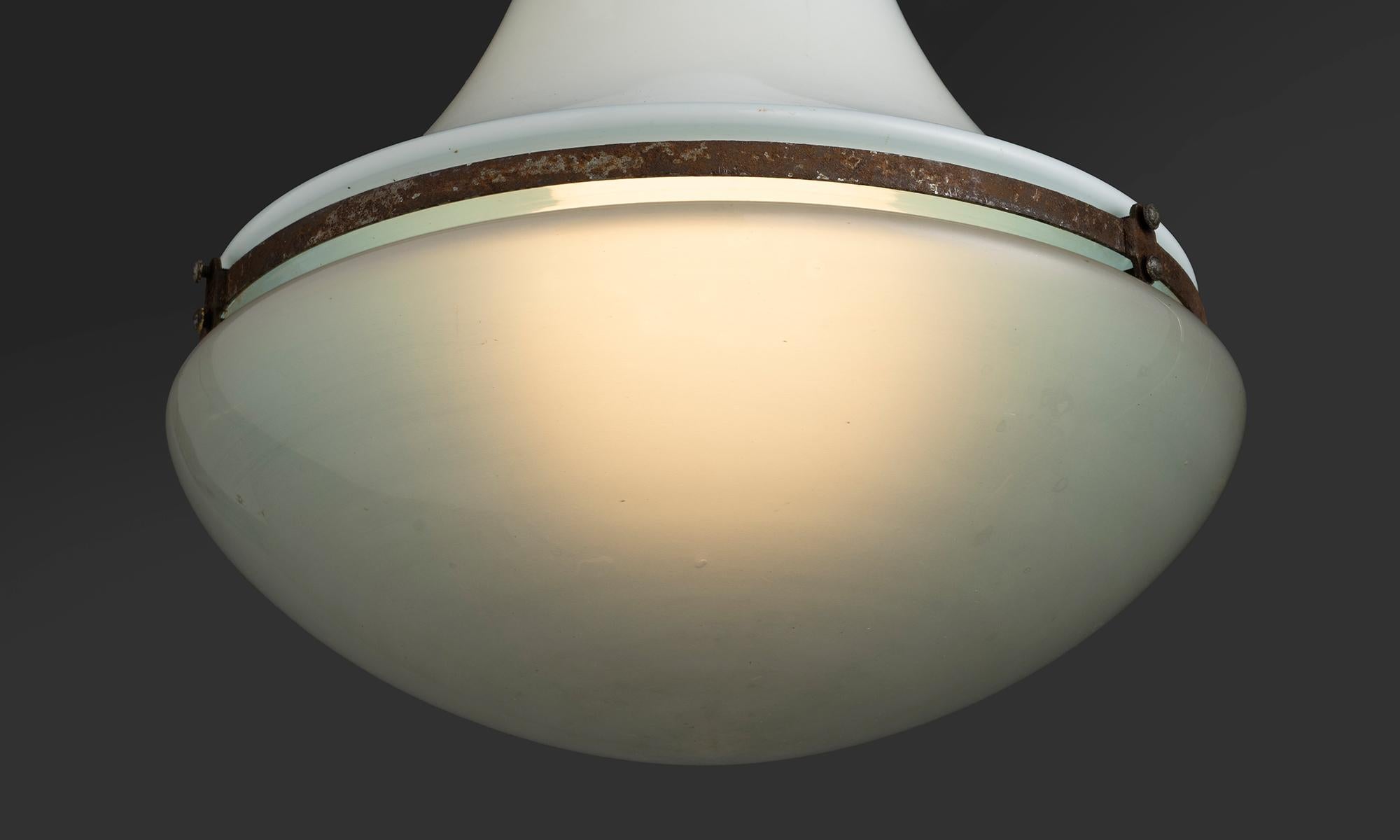 Luzette Pendant by Peter Behrens, Germany circa 1920 Bon état - En vente à Culver City, CA