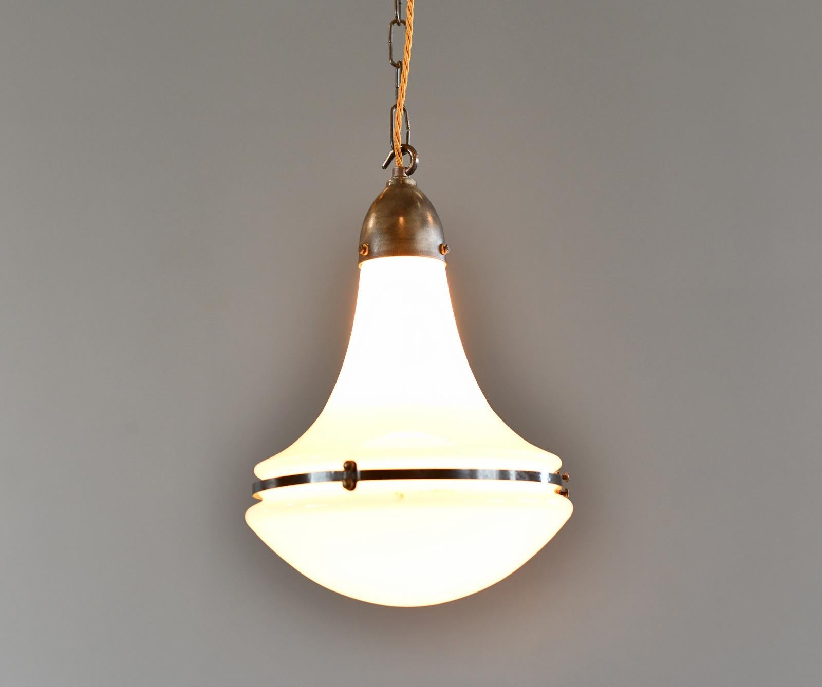 Vetro opalino Lampada a sospensione Luzette di Peter Behrens per Siemens, circa 1920 in vendita
