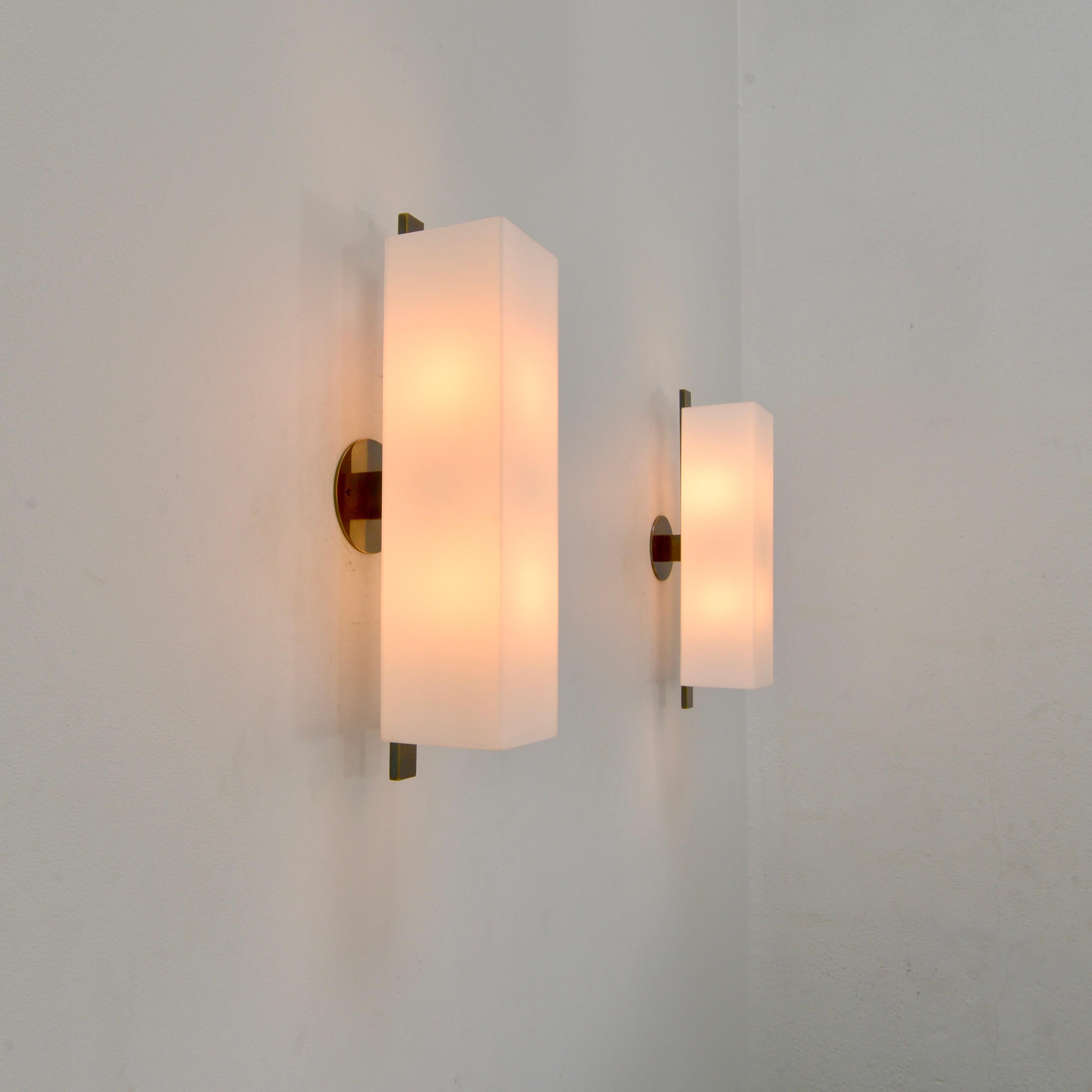 Contemporary LUZQT Sconce PB by Lumfardo Luminaires For Sale