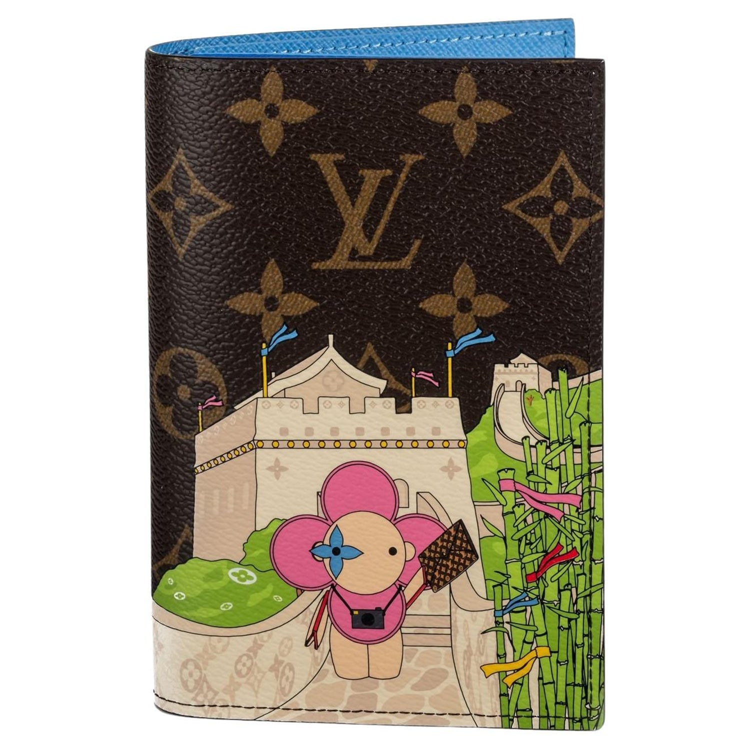 Louis Vuitton Wallet & Passport Cover Holder Vivienne Holiday Ed.  Limited 2022