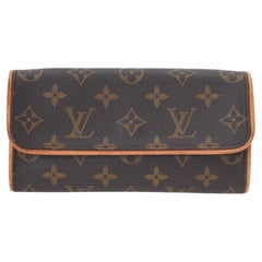 LV Pochette Twin PM