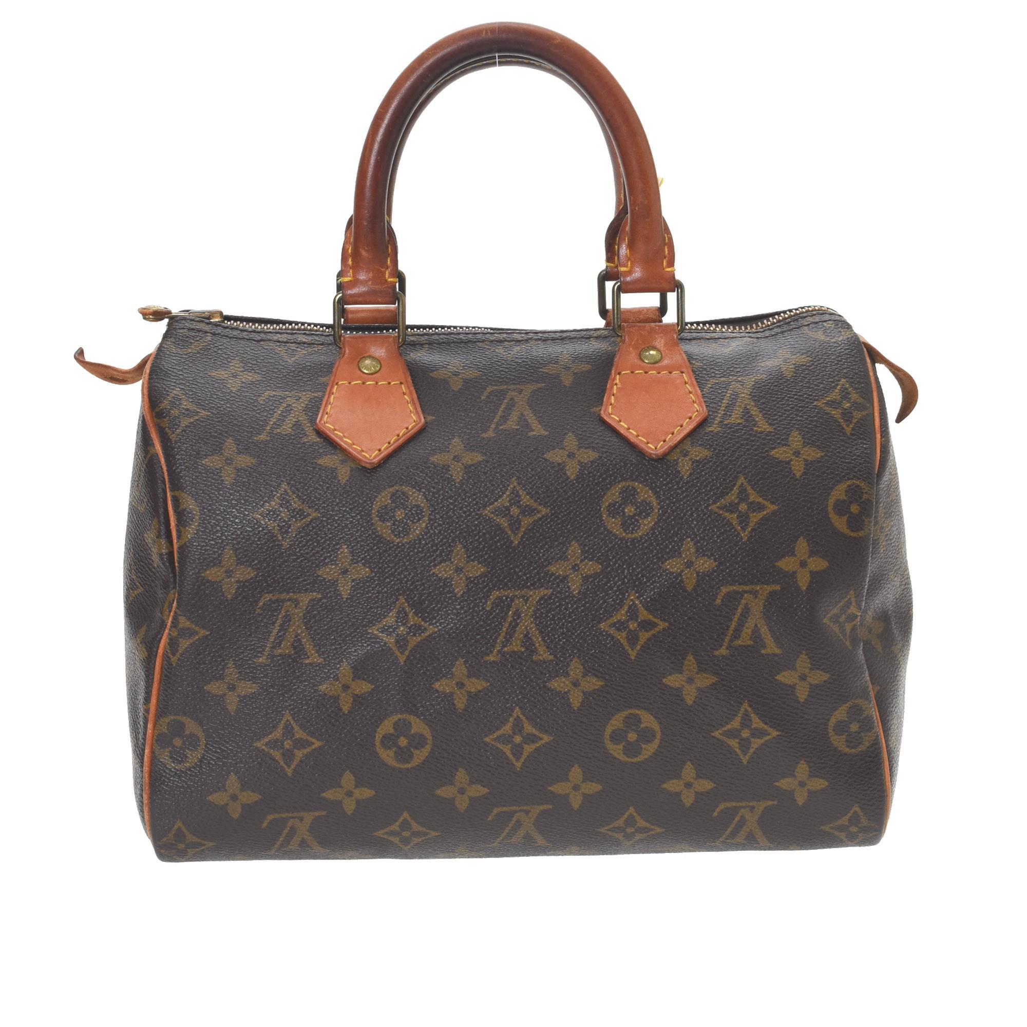 Monogram

81282MSC