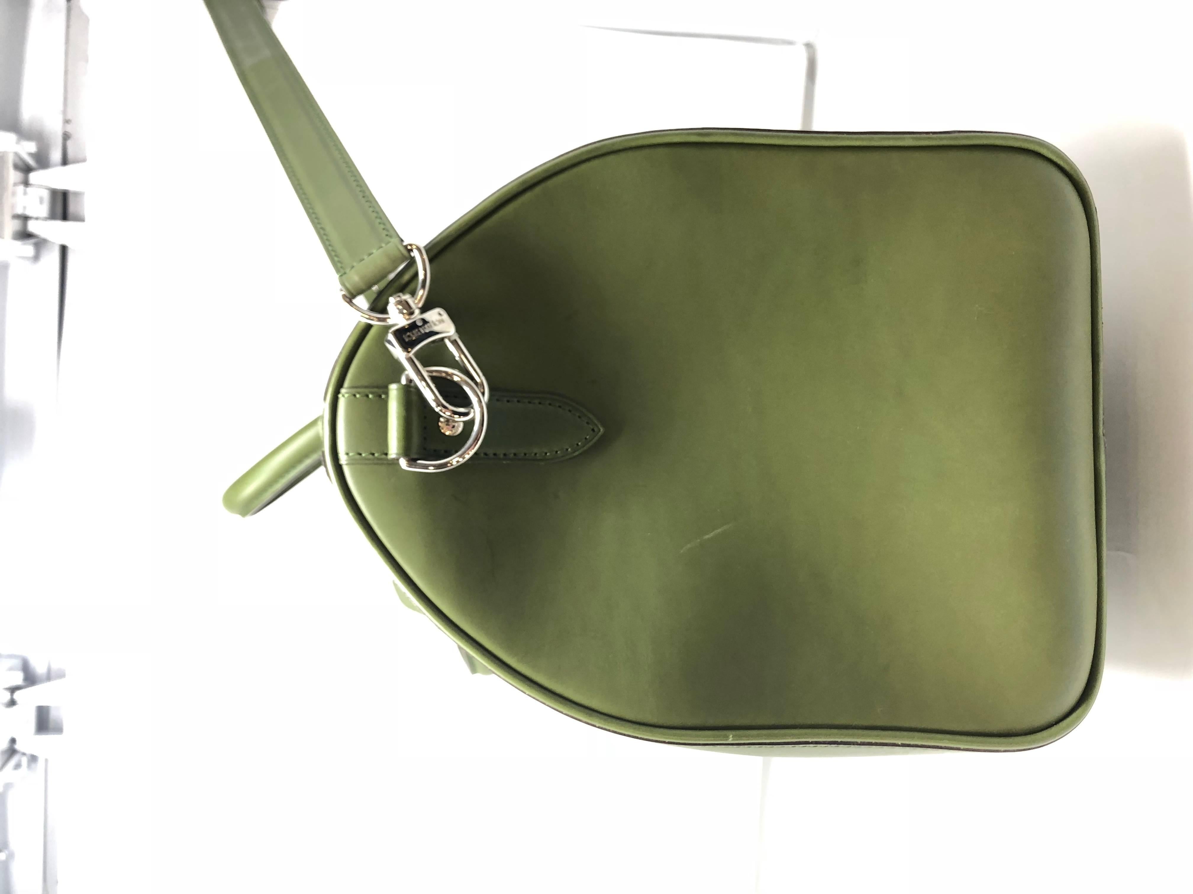 Black Louis Vuitton Vert Nomade 50 bandouliere
