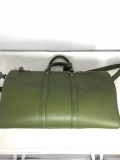 Louis Vuitton Vert Nomade 50 bandouliere