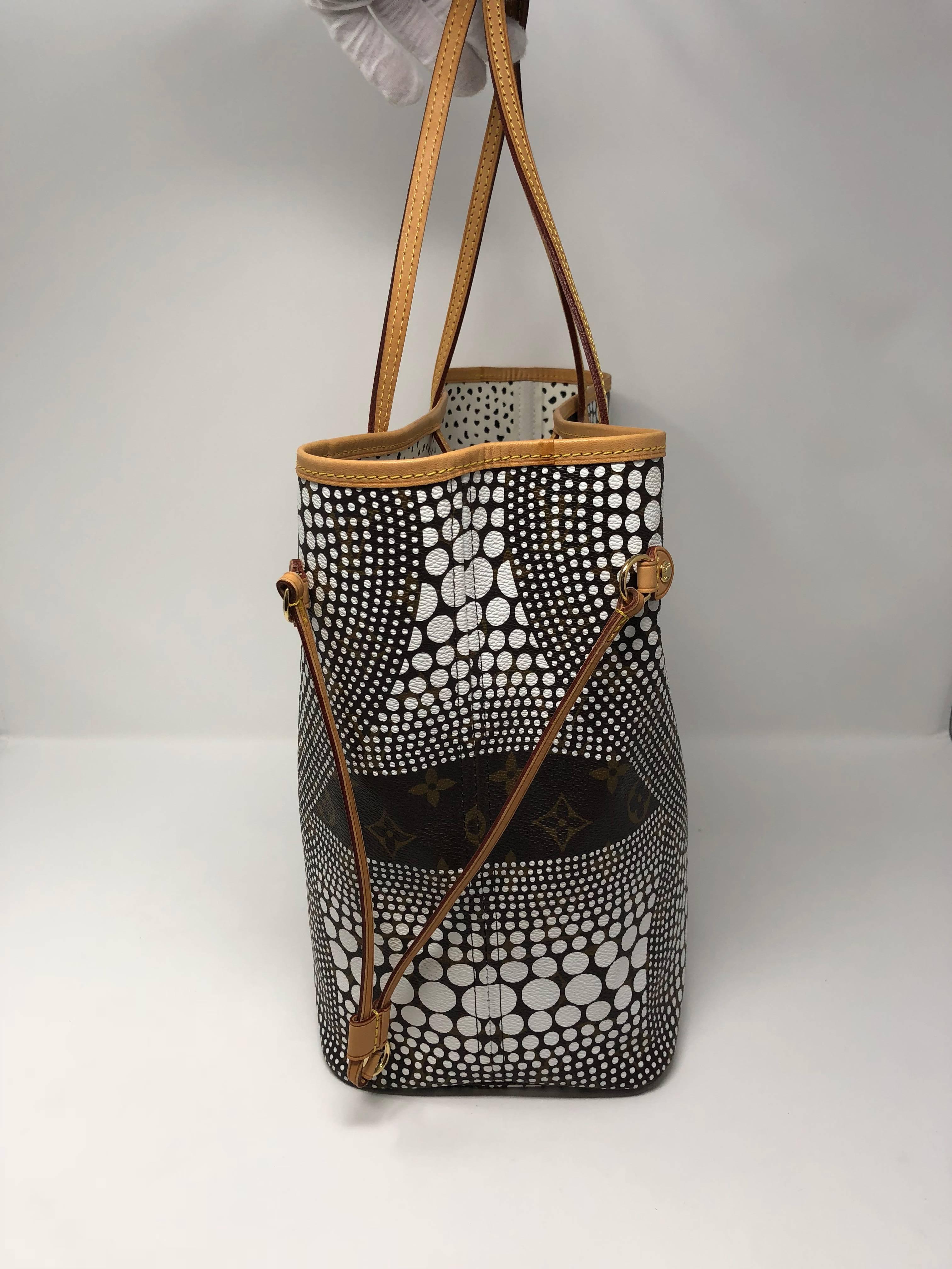 Yayoi Kusama limited edition collaboration with Louis Vuitton created this design known as 'Monogram Waves'. Highly collectible and another artful piece on a favored silhouette known as the Neverfull by LV. This tote is in excellent vintage