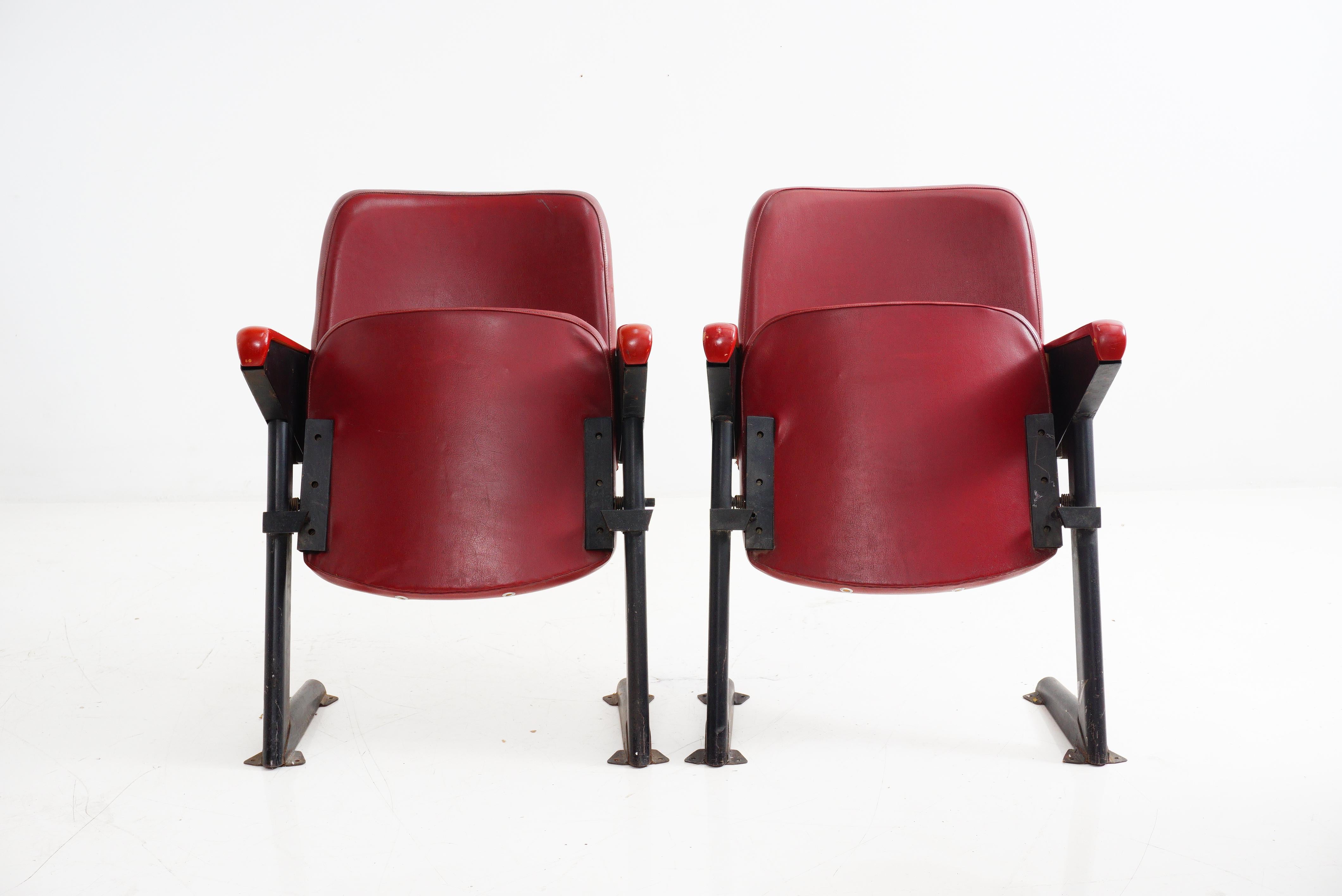 It's not just a seat; it's a front-row ticket to Gastone Rinaldi's creative genius and classic 1950s Italian design.

- 30