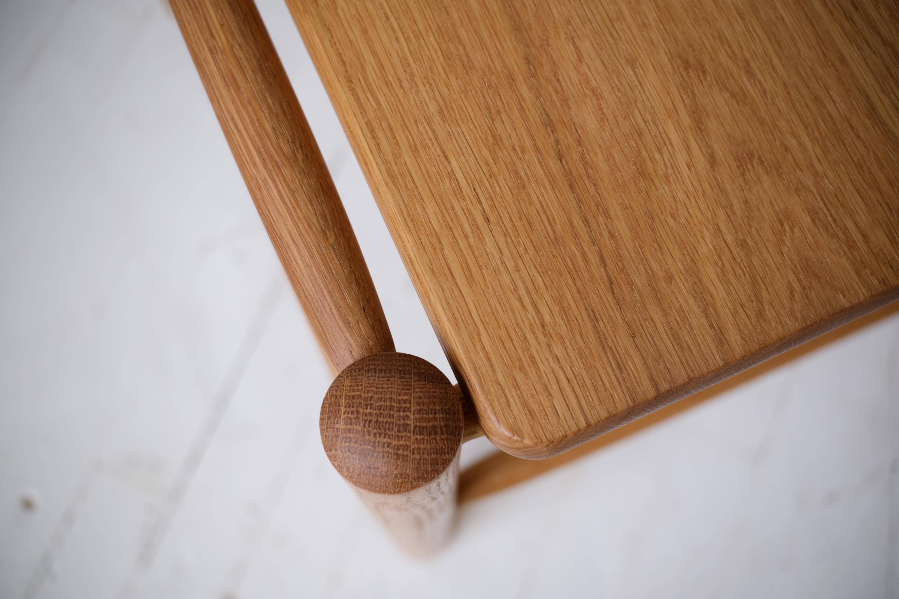 American LW Chair 006 – Modern Handcrafted Shaker-style Solid Wood Dining Chair For Sale