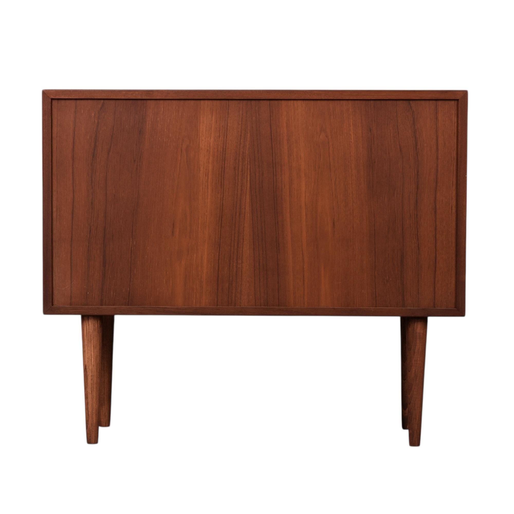 Lyby Mobler Armadio e libreria modulare danese moderna in teak in vendita 3