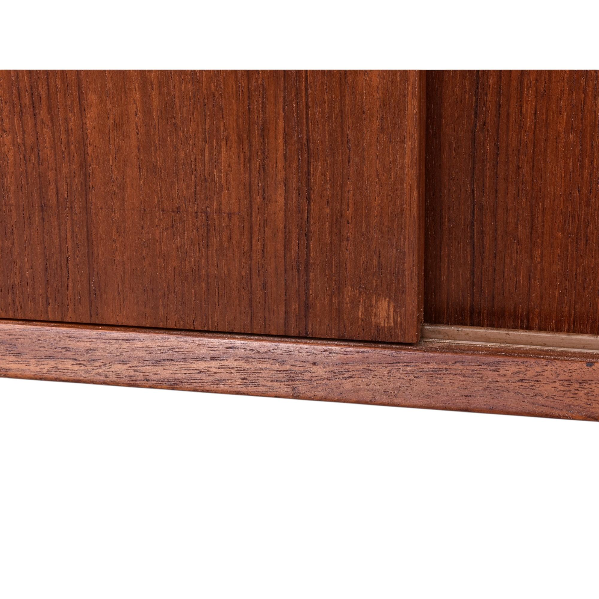 Lyby Mobler Armadio e libreria modulare danese moderna in teak in vendita 12