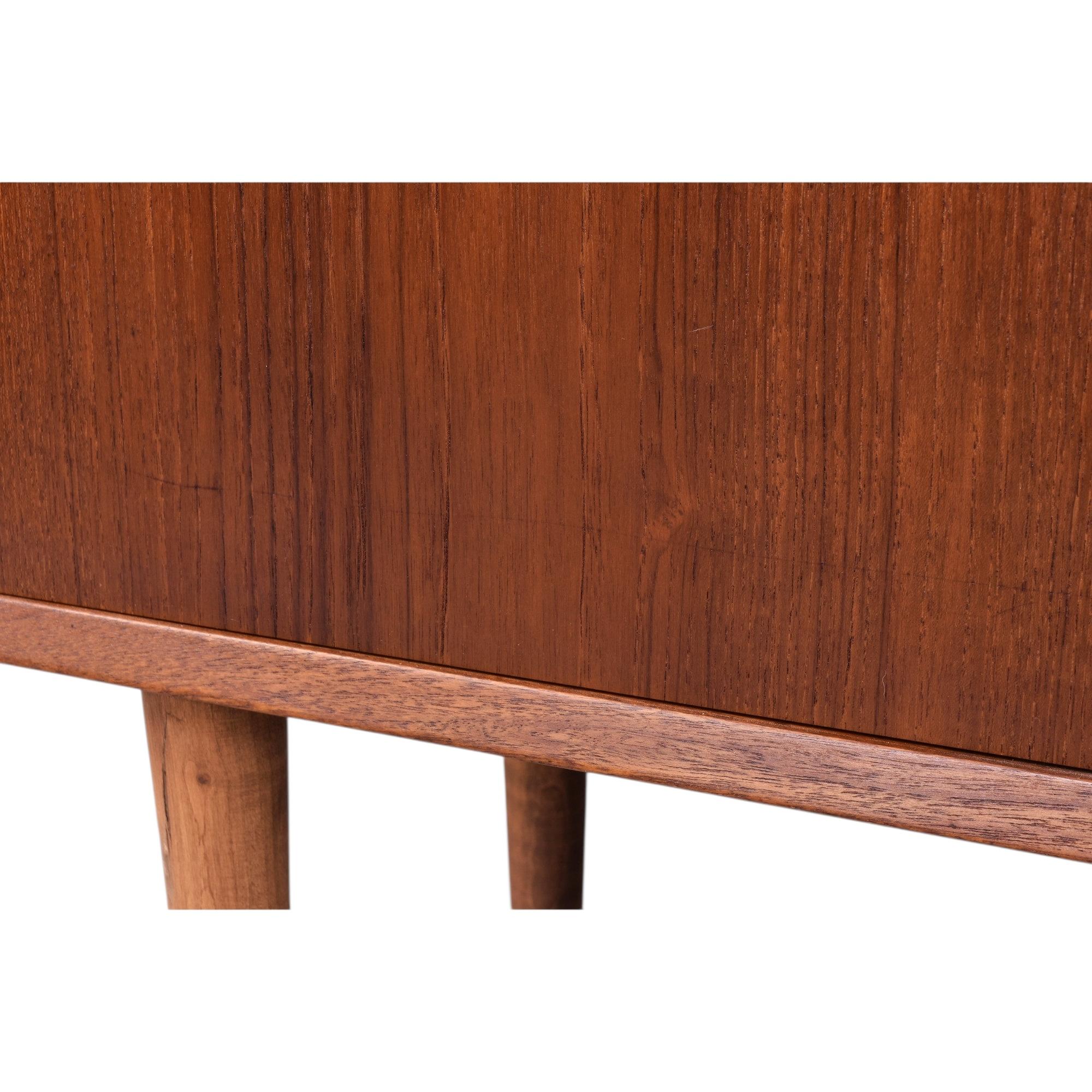 Lyby Mobler Armadio e libreria modulare danese moderna in teak in vendita 13