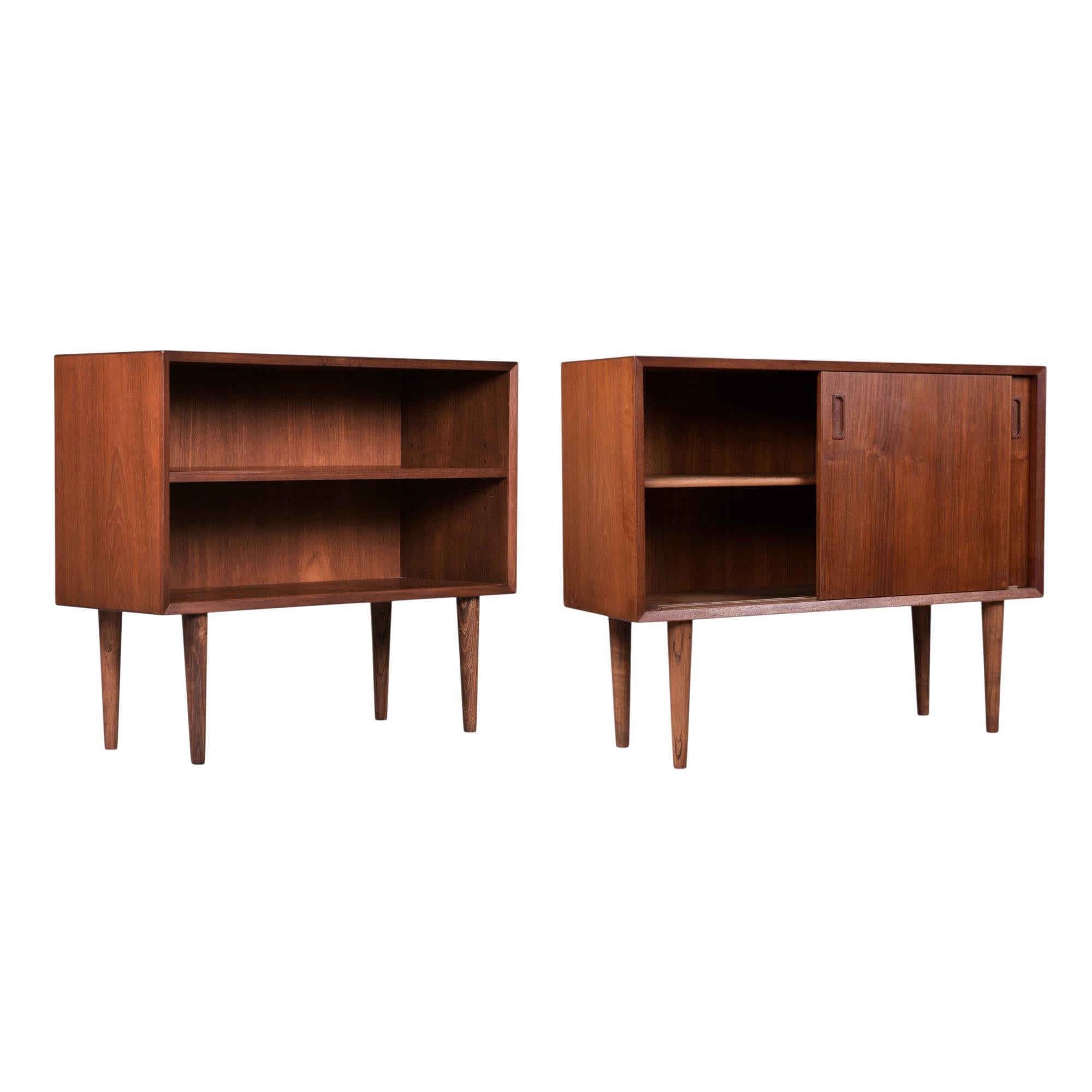 Lyby Mobler Armadio e libreria modulare danese moderna in teak In condizioni buone in vendita a Chattanooga, TN
