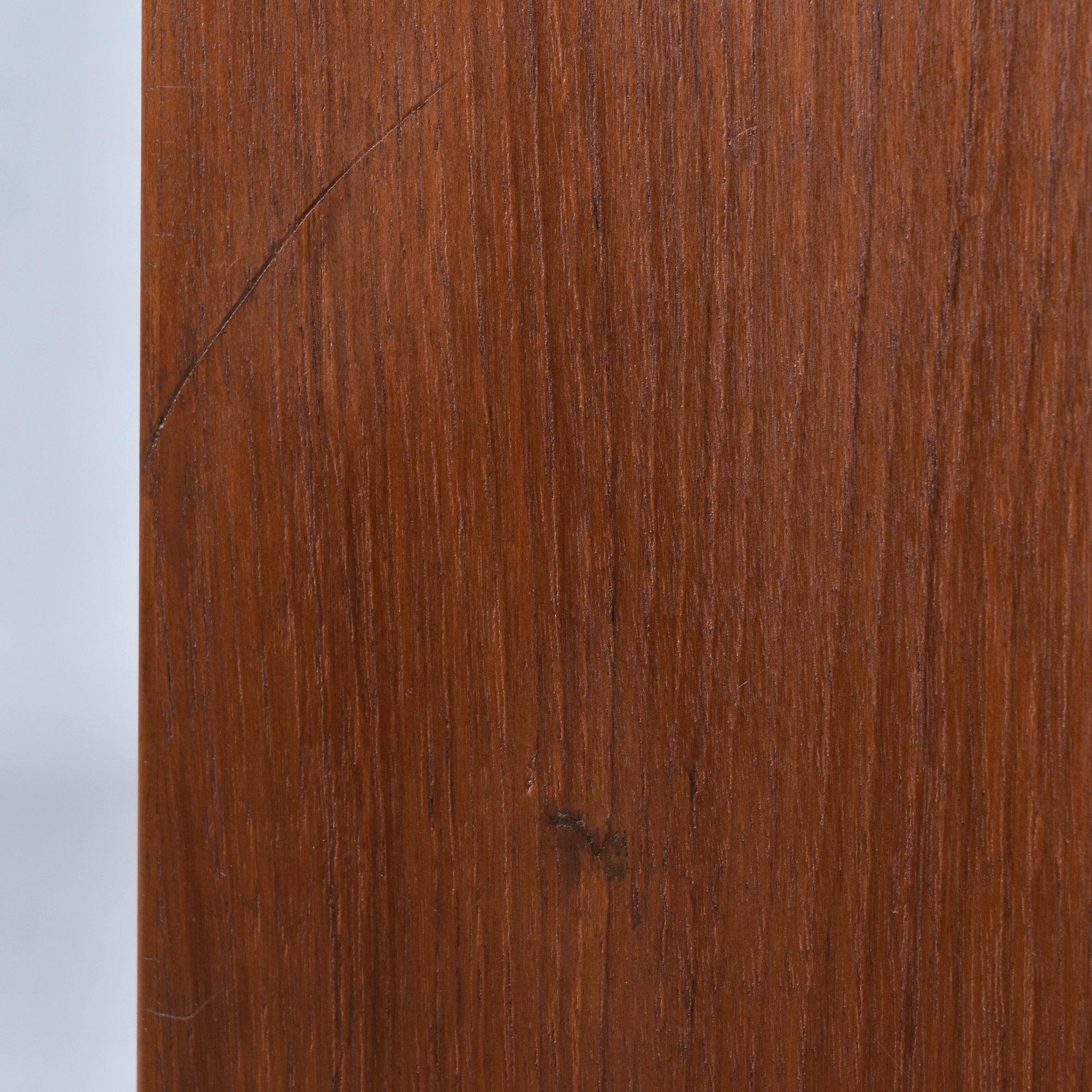 Lyby Mobler Armadio danese in teak con ante a tamburo in vendita 4