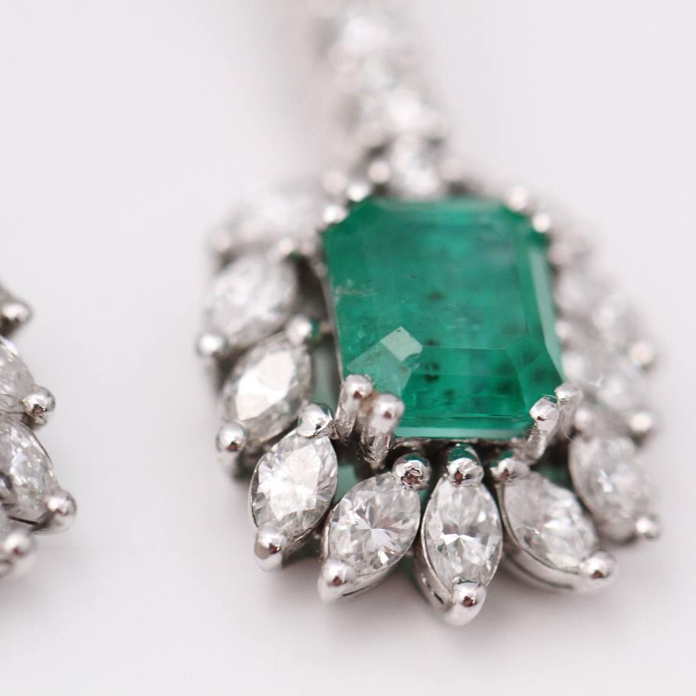 Exceptional Diamond and Emerald earrings for woman  32x Brilliant Cut Diamonds in quality G/Vs1 and 28x Marquisse Cut Diamonds in quality GH/Vs2 with total weight approx. of 7,52ct.  2x Colombian Natural Emeralds 7x8mm with total weight approx. of