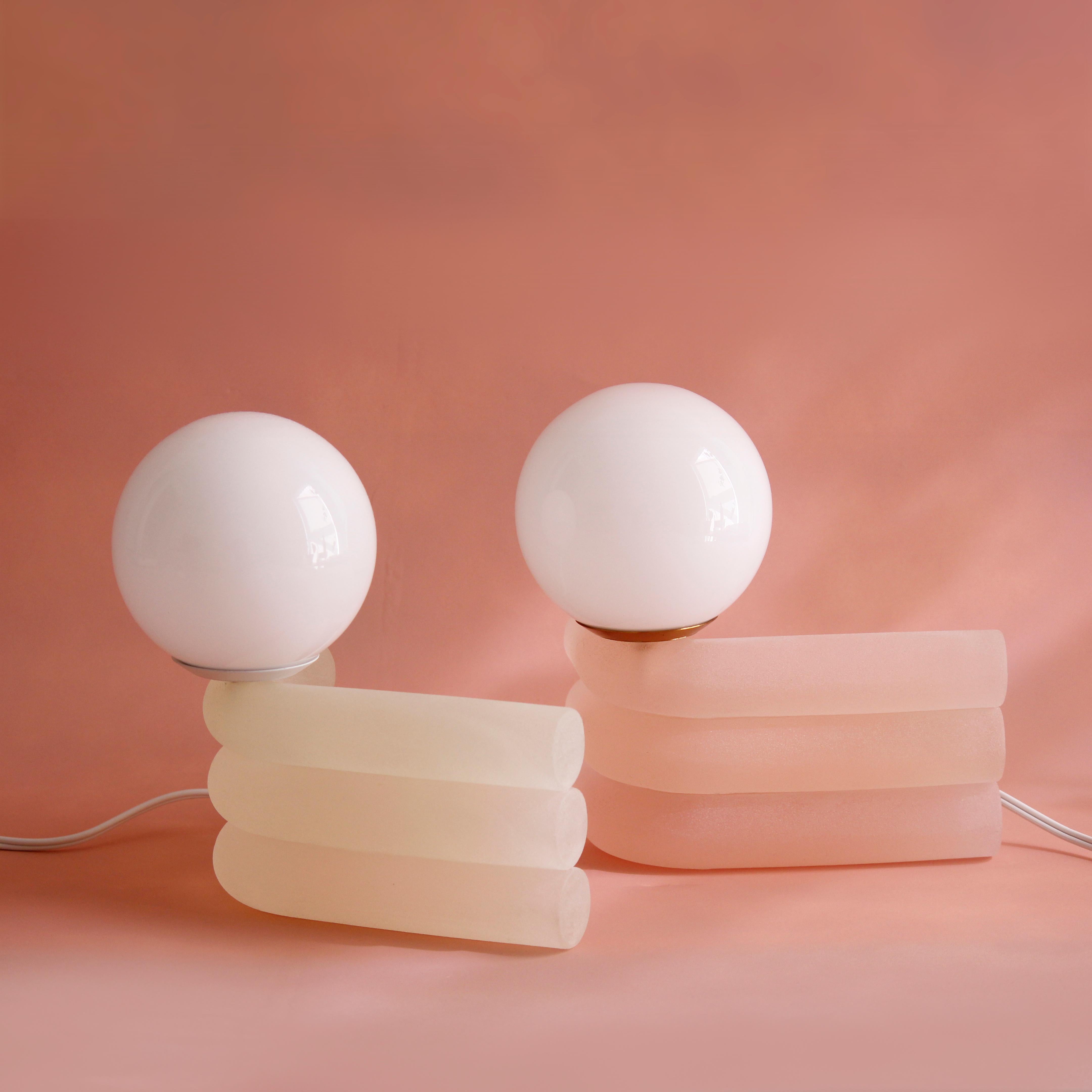 Modern Lychee Small Elio Lamp by Soft-Geometry