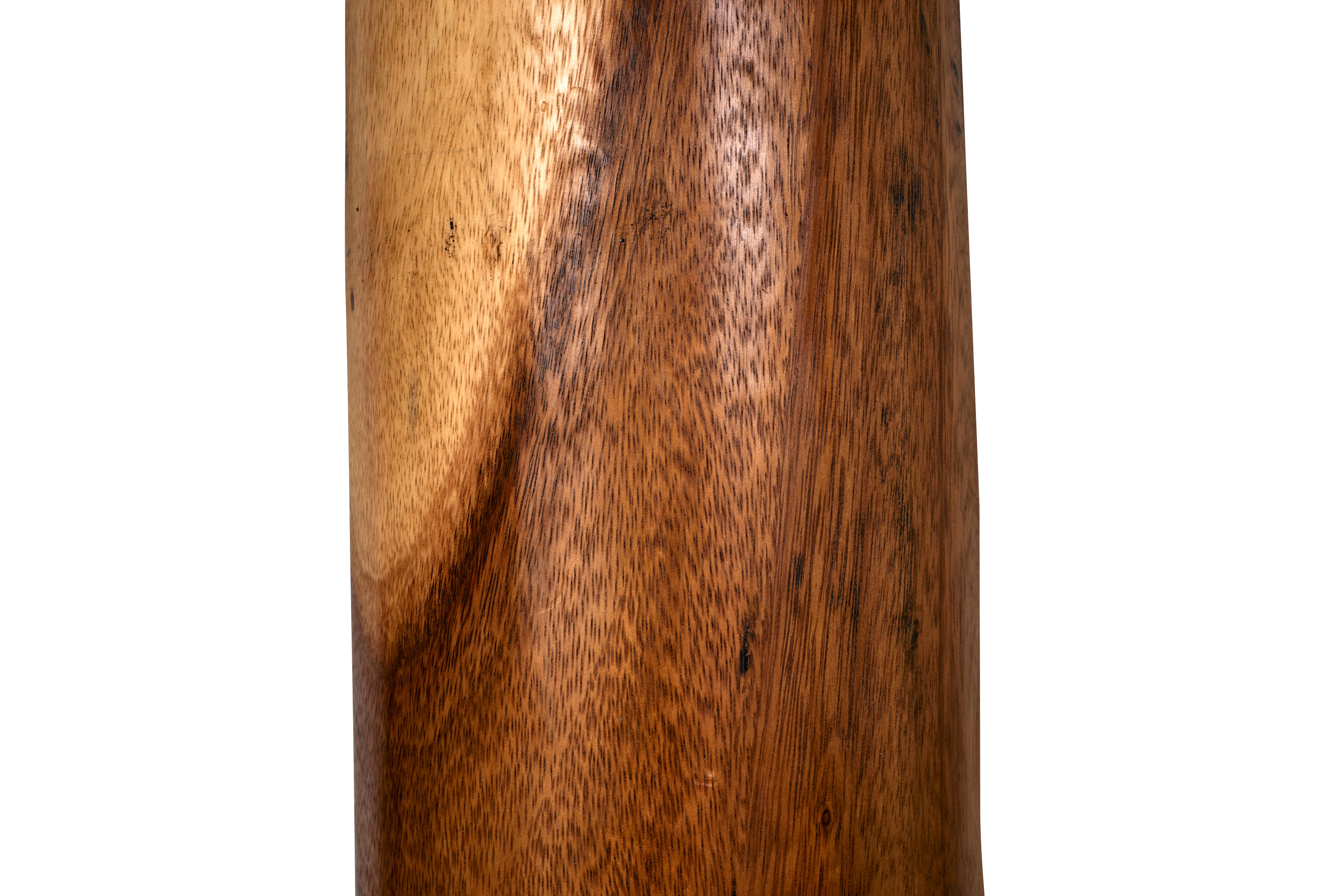 Stehlampe aus Lychee-Holz (20. Jahrhundert) im Angebot