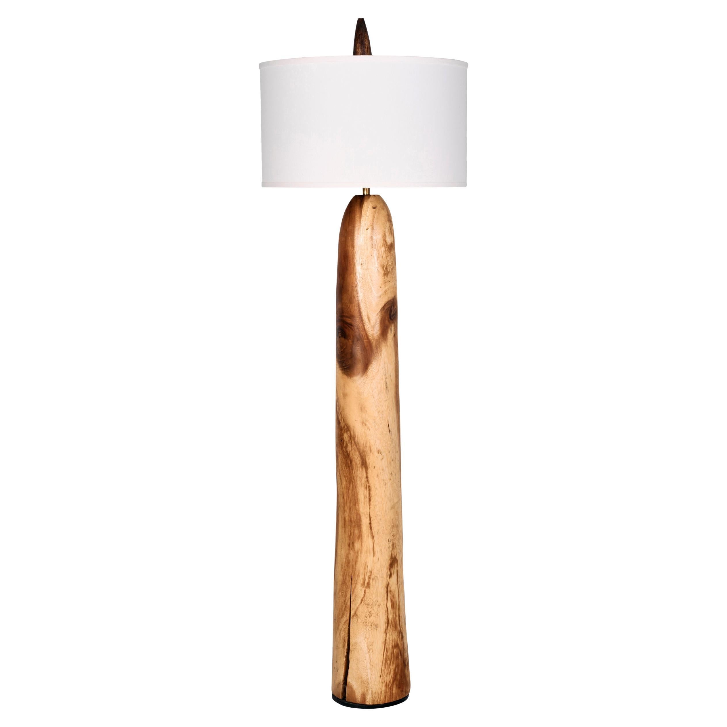 Stehlampe aus Lychee-Holz im Angebot