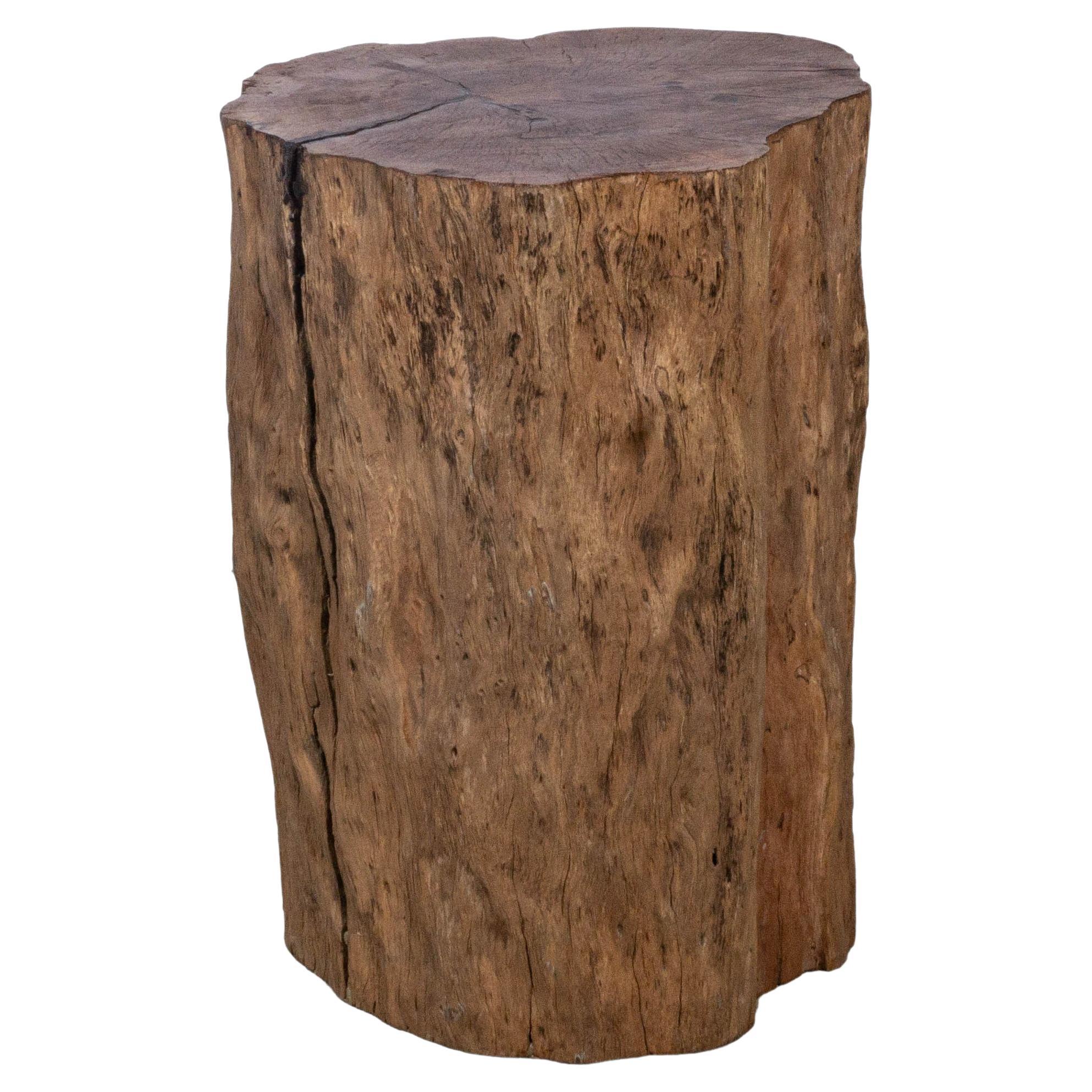 Table d'appoint en bois de lychee de forme organique