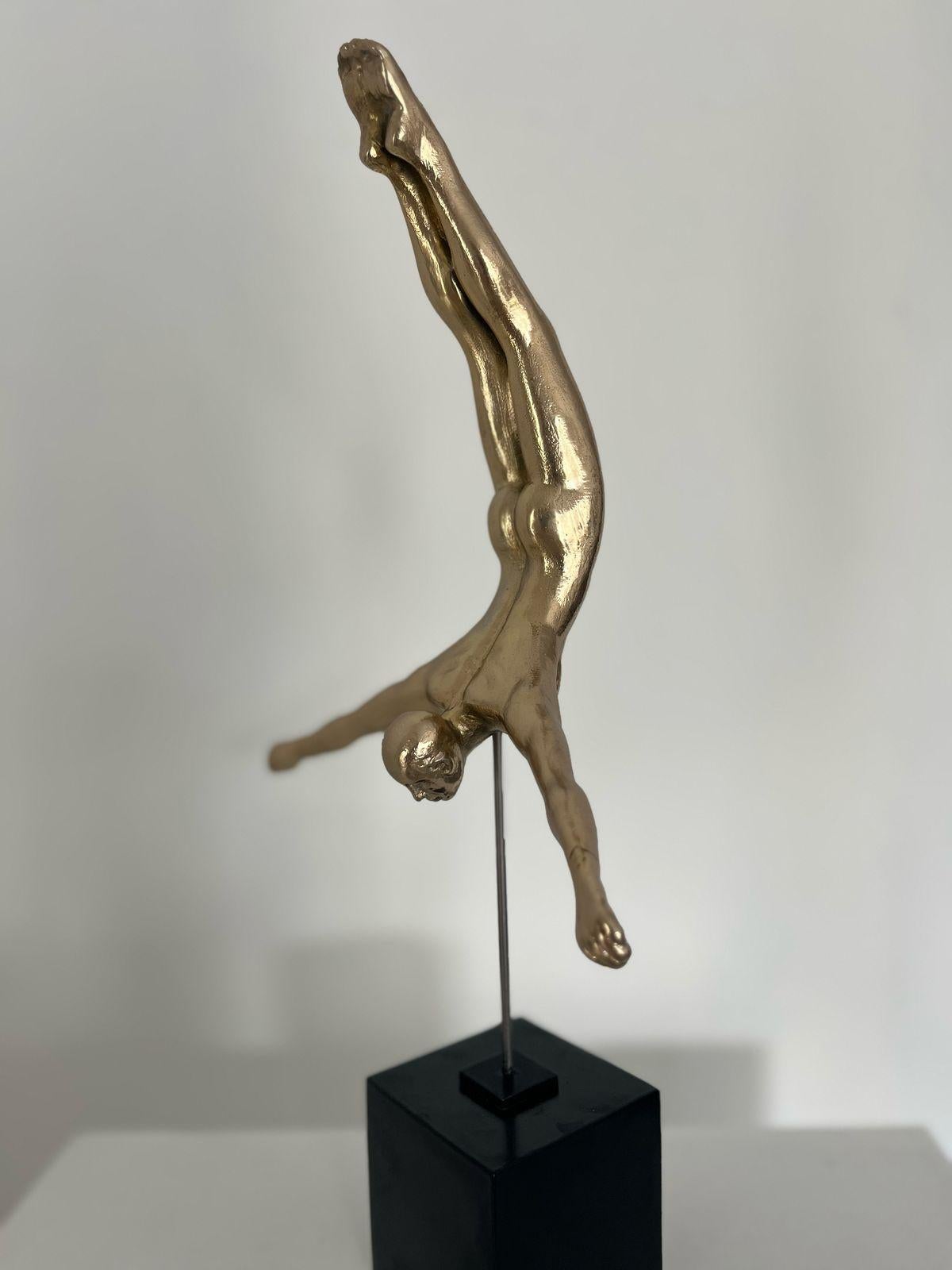 Swan Diver Male Mini-small - Sculpture by Lydia Da Silva