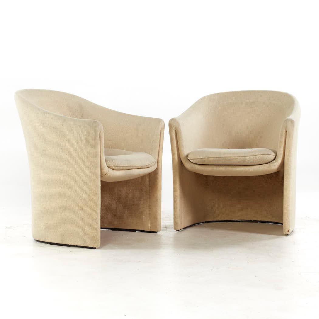 Lydia dePolo and Jack Dunbar for Dunbar Mid Century Lounge Chairs – Pair

Each chair measures: 27.5 wide x 28 deep x 31.5 high, with a seat height of 18 and arm height/chair clearance 25 inches

All pieces of furniture can be had in what we call
