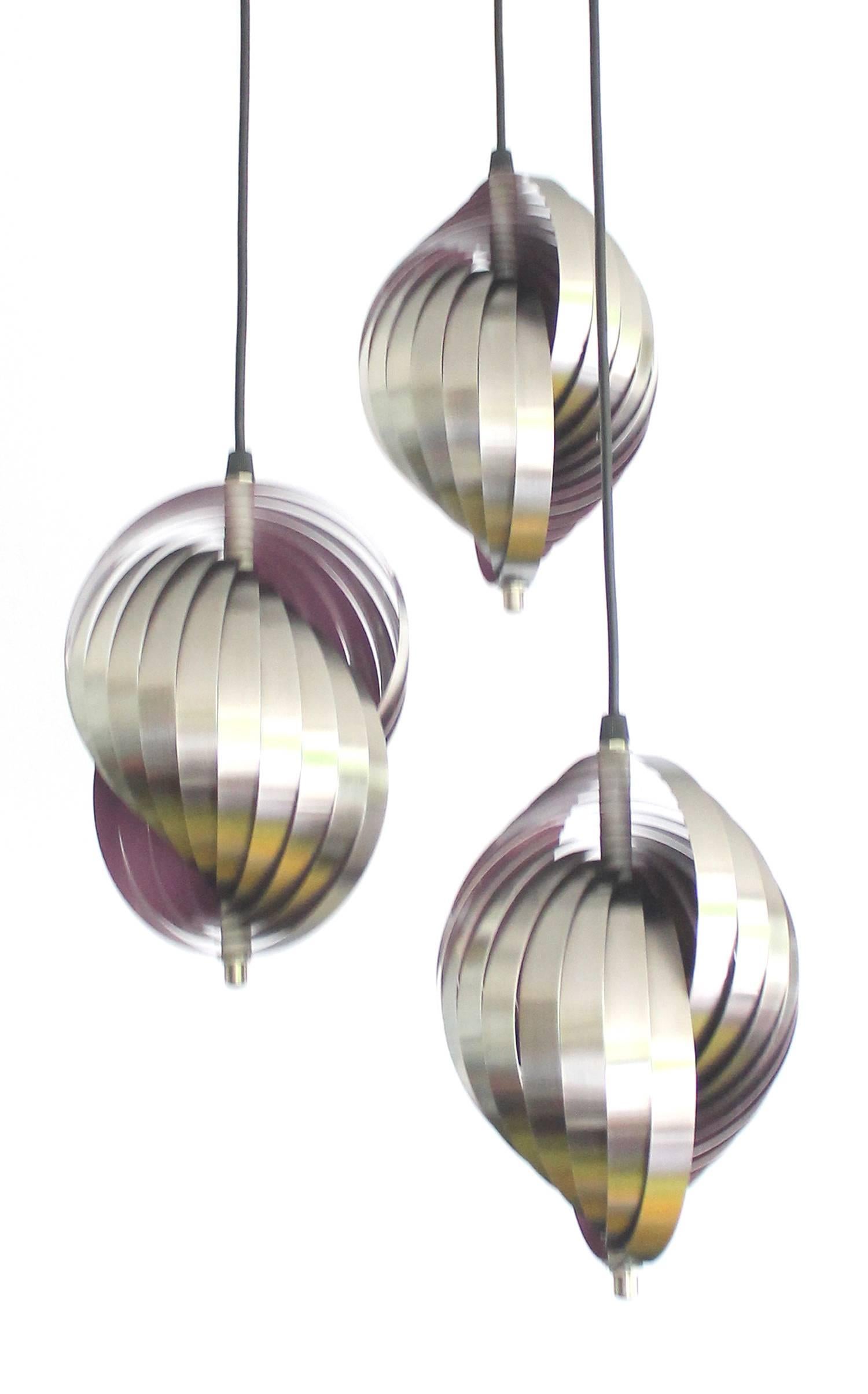 Larege Danish Modern Lyfa Sculpture with 3 Twisted Steel Pendants Lights, 1960s  For Sale 2