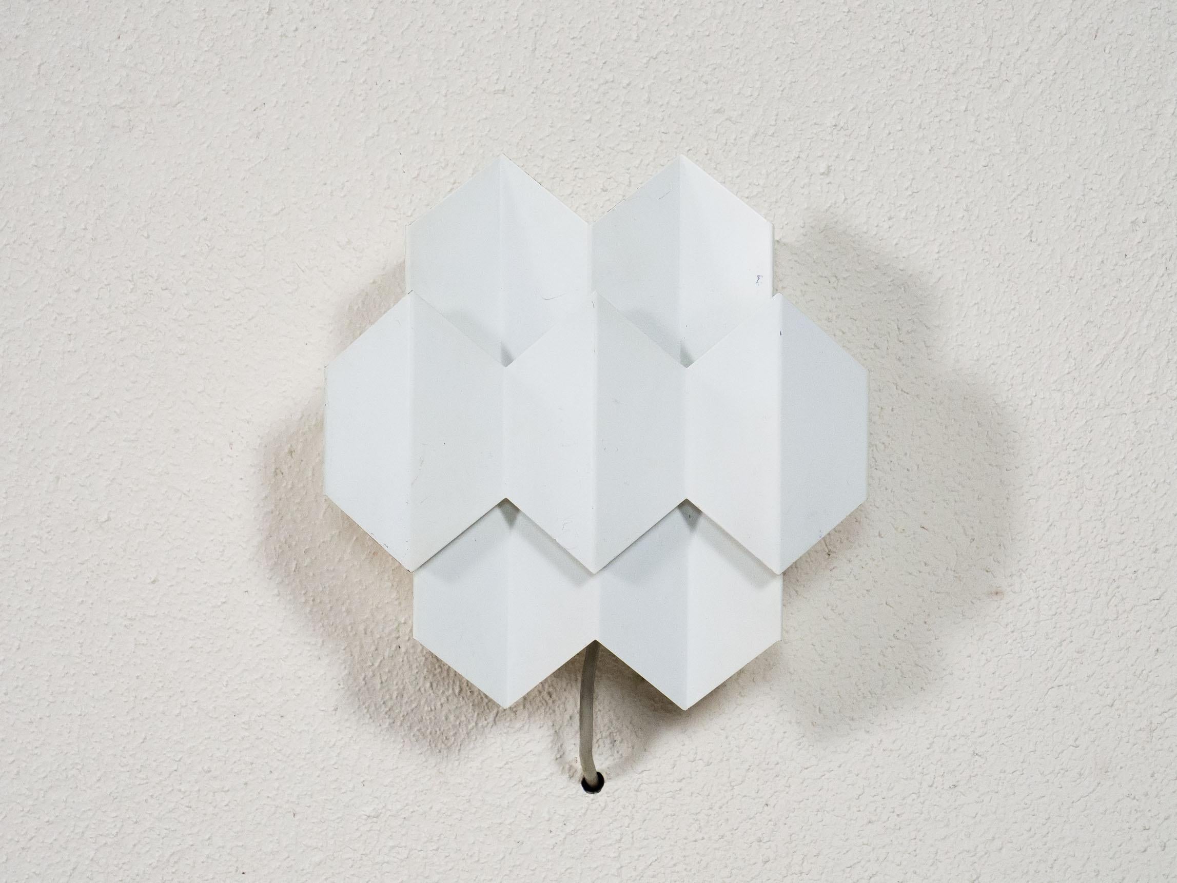 Lyfa ‘Septet’ wall lamp – Bent Karlby In Fair Condition For Sale In Heerhugowaard, NL