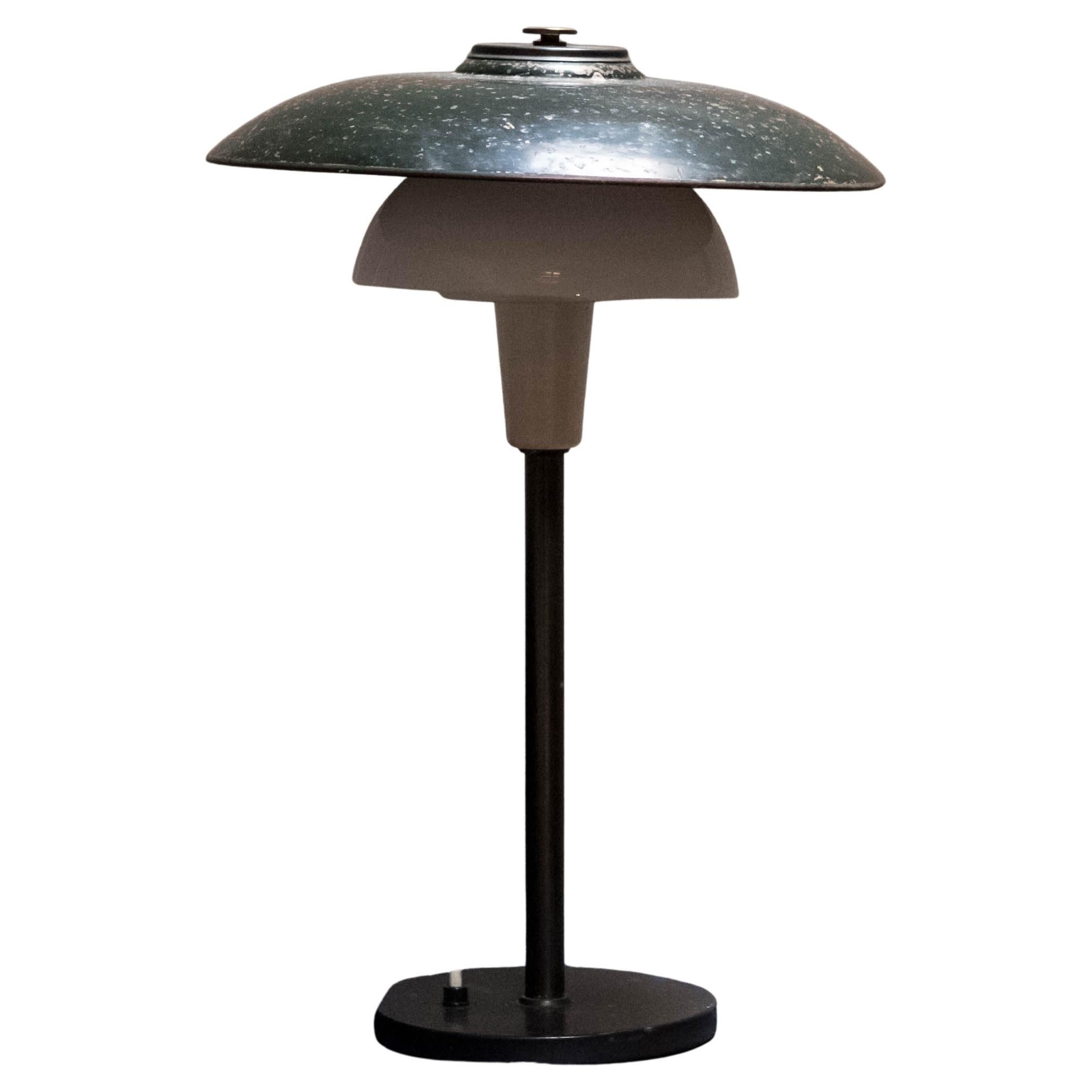 Lyfa Table Lamp