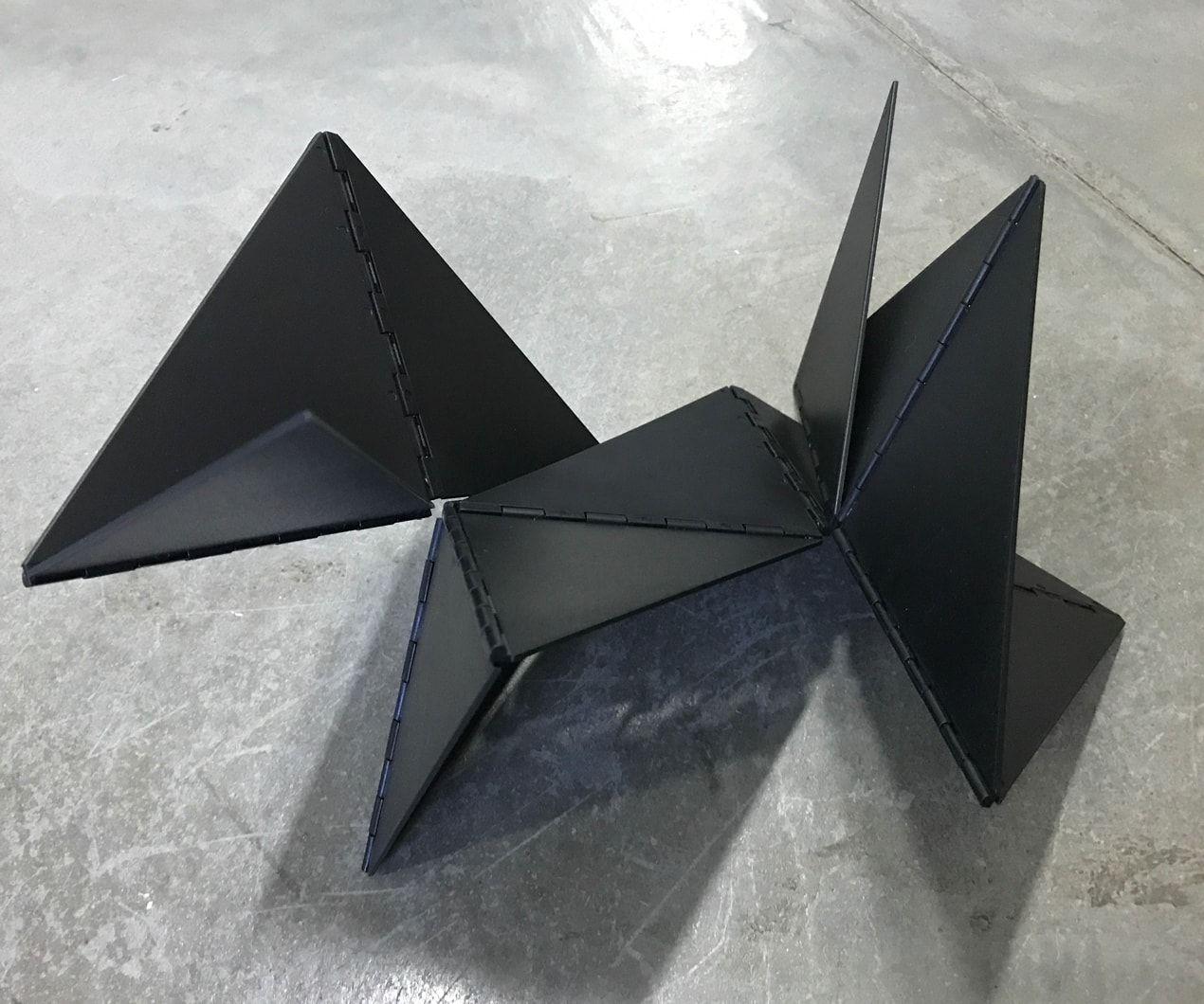 Model based on the work of Lygia Clark, authorized by the heirs and by the Cultural Association 