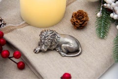 Lying lion figure in silver with perfect relief