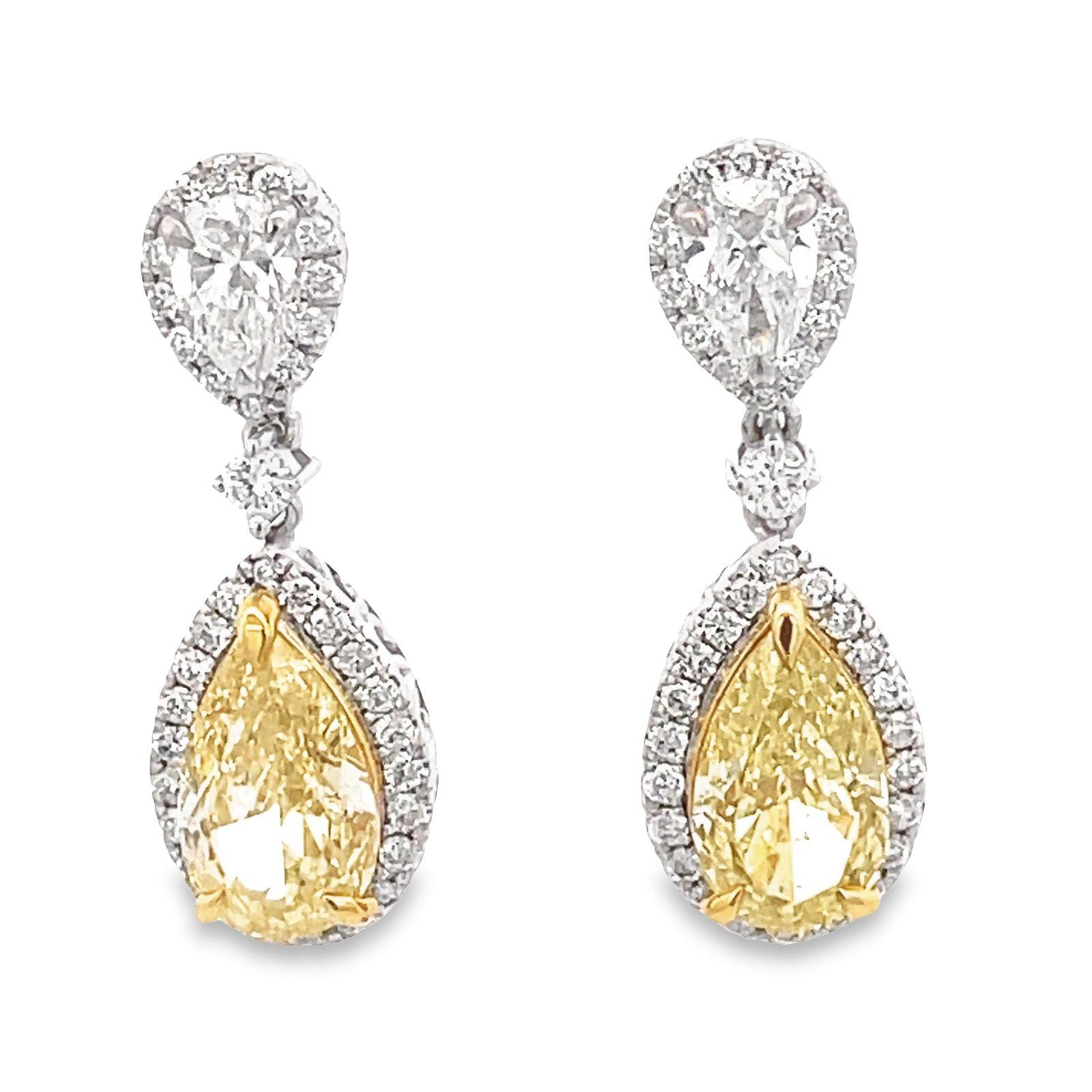 Taglio a goccia Orecchini a cascata con diamanti a forma di pera Radiant Multi 14K in vendita