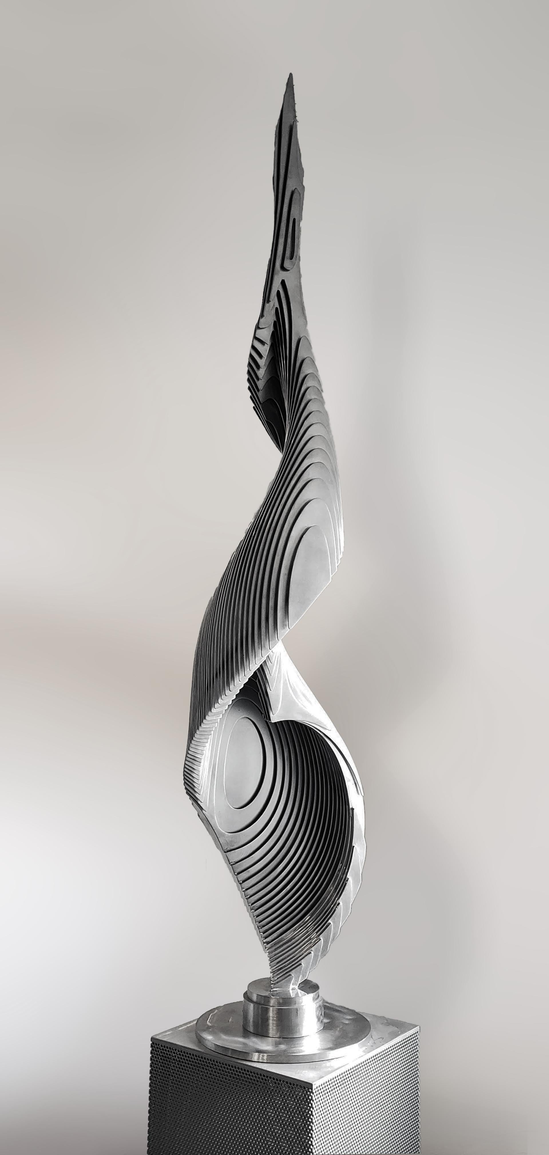 Flèche circulaire - Sculpture de Lyle London