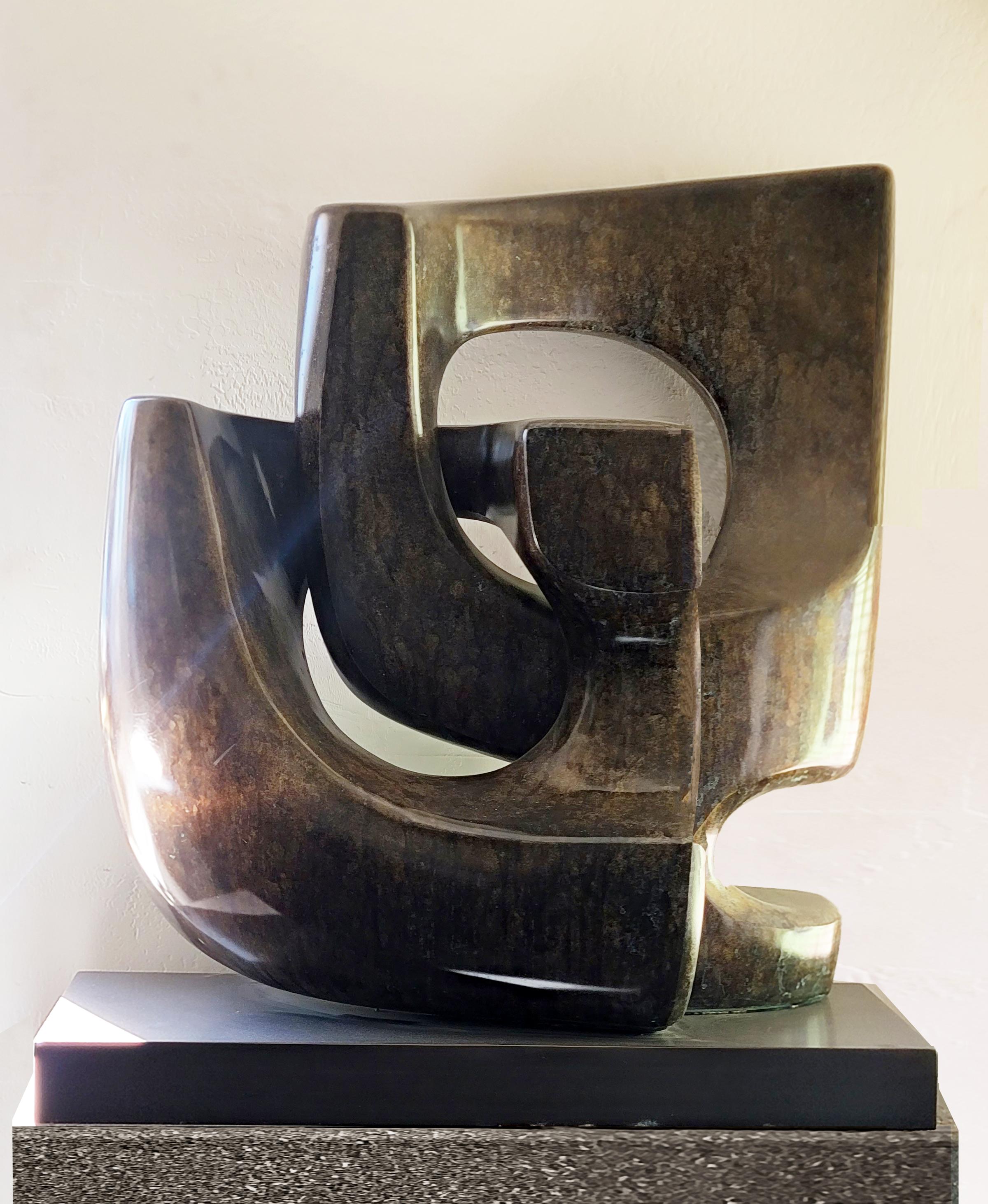 AMITIÉ - Abstrait Sculpture par Lyle London