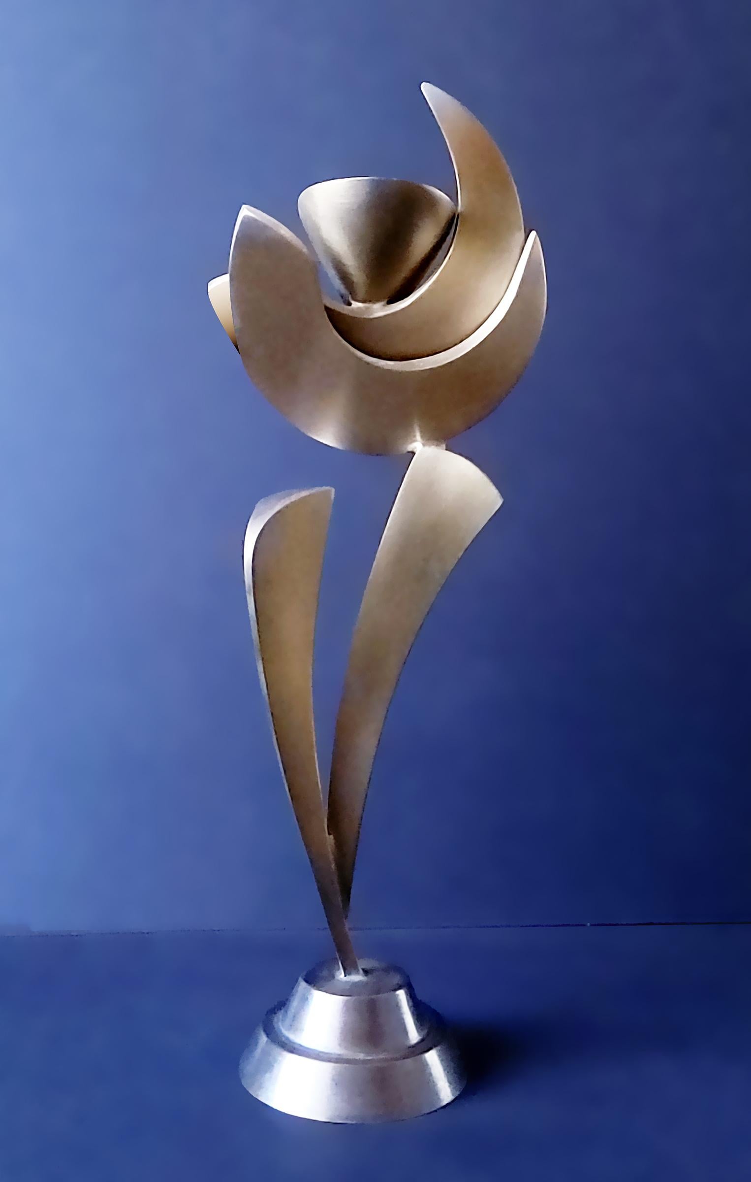 ORACLE 4 - Abstrait Sculpture par Lyle London