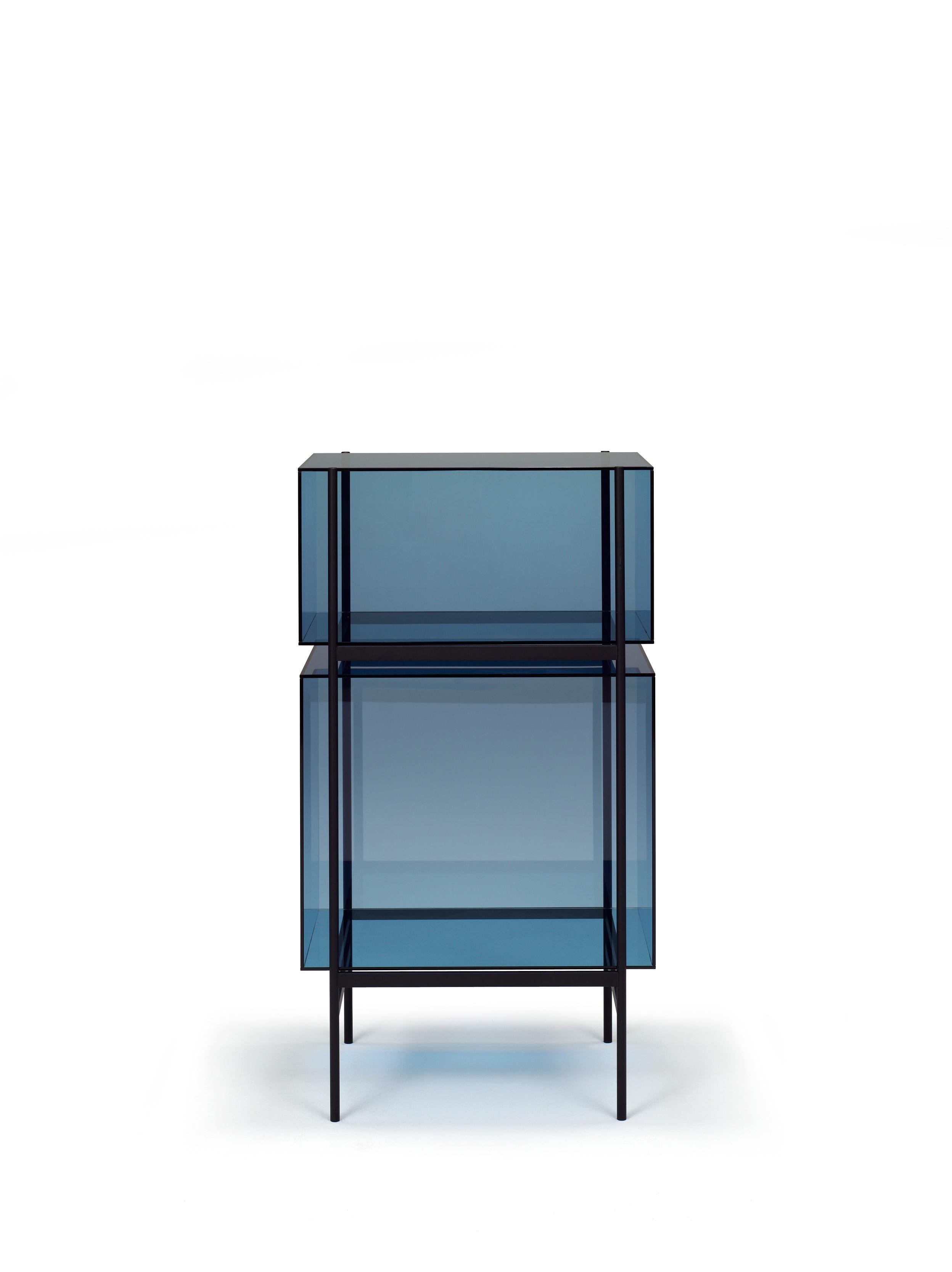 Postmoderne Petit meuble de rangement gris noir Lyn de Pulpo en vente
