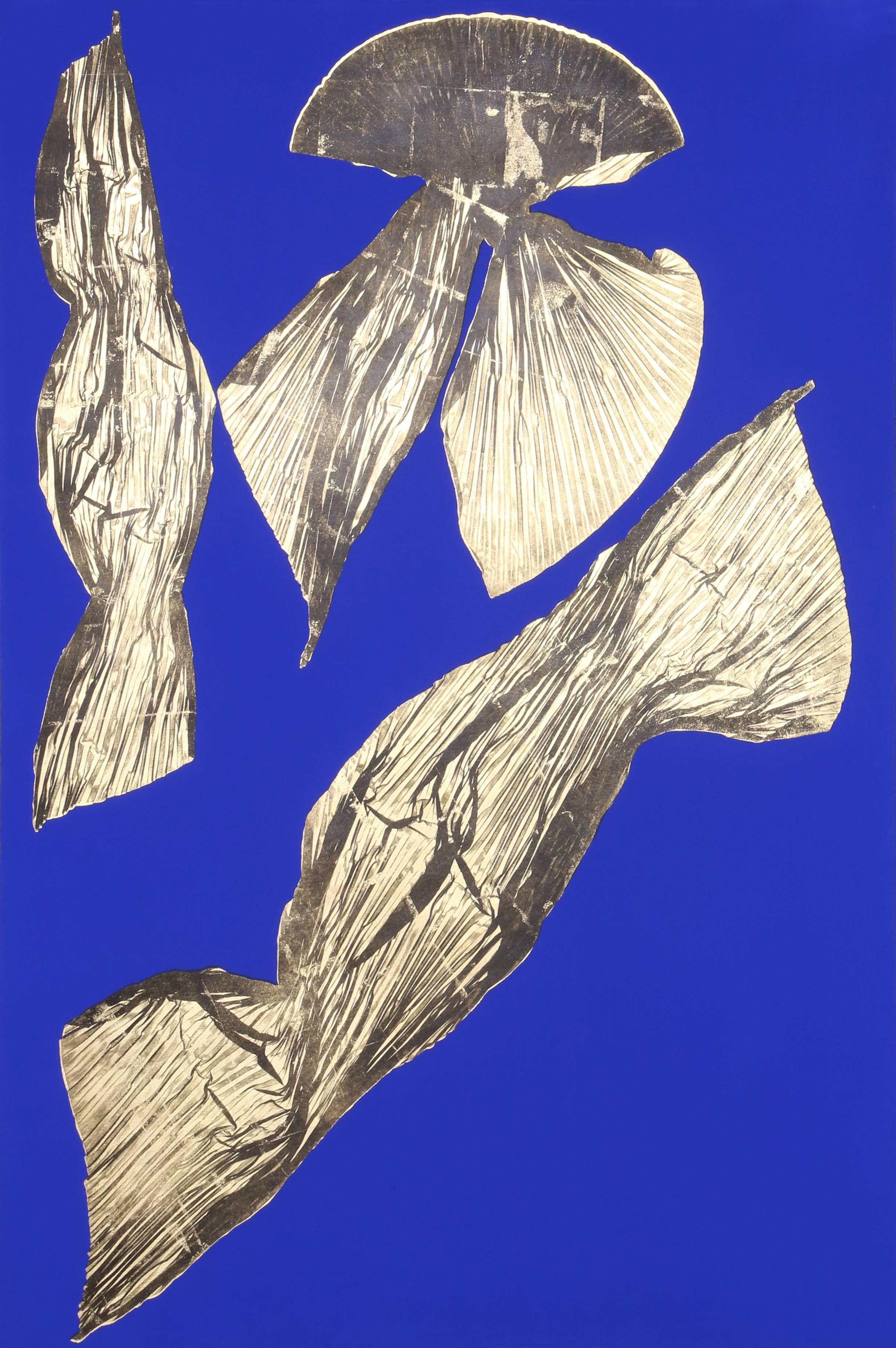 Künstlerin: Lynda Benglis, Amerikanerin (geb. 1941)
Titel: Doppelte Natur (Blau)
Jahr: 1991
Medium: Lithographie mit Blattgold auf handkoloriertem Papier, verso signiert und nummeriert
Auflage: 20, AP
Größe: 47,5  x 31,5 in. (121,92  x 80,01 cm)
